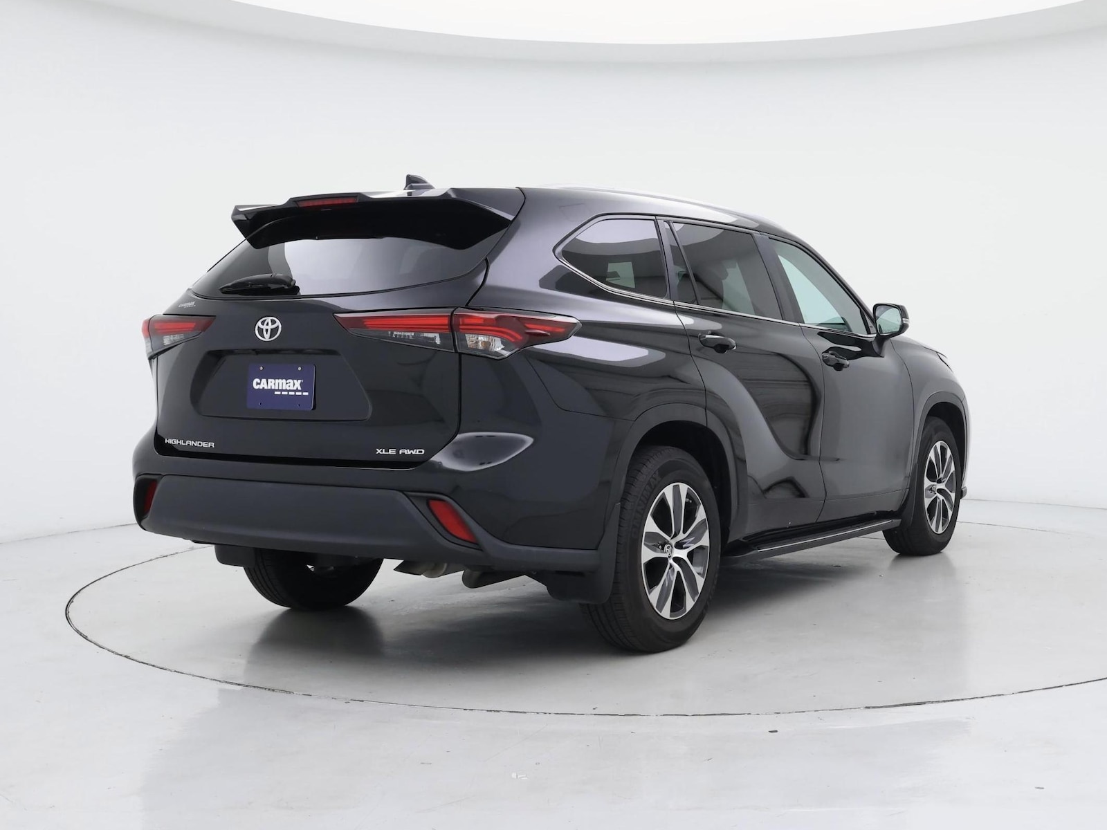 2024 Toyota Highlander XLE - Photo 9
