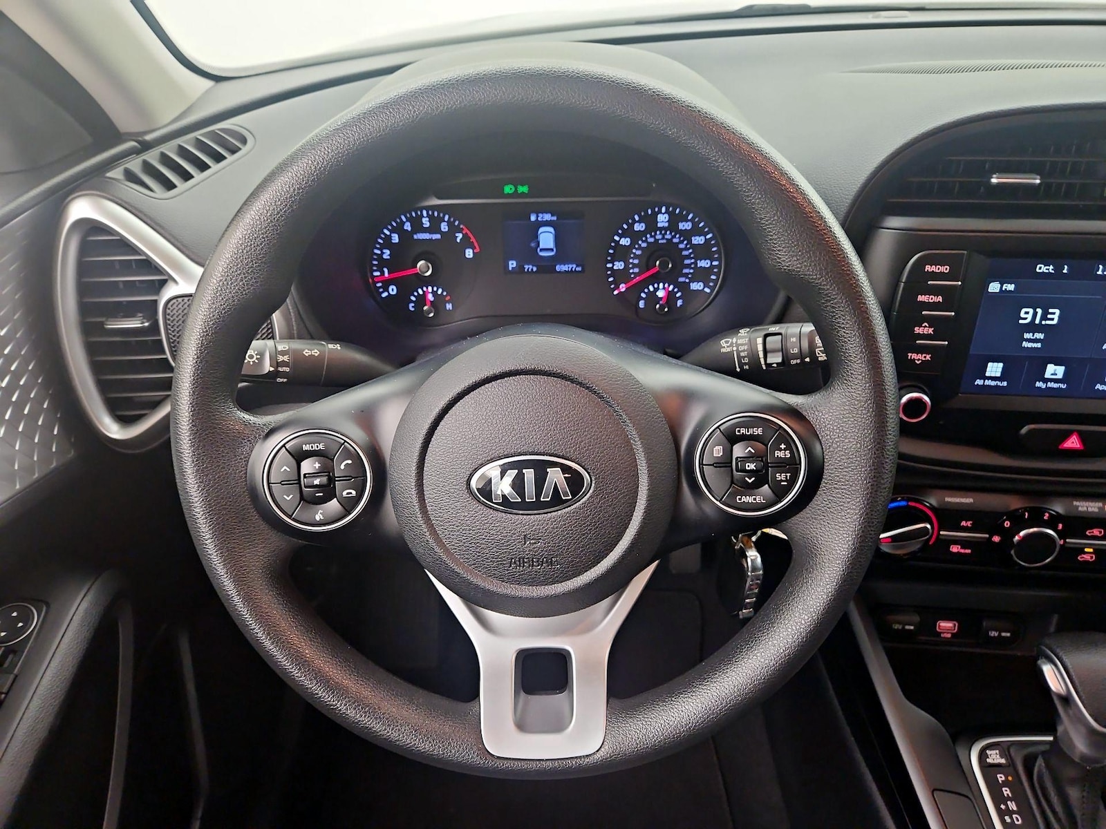 2020 Kia Soul LX - Photo 11