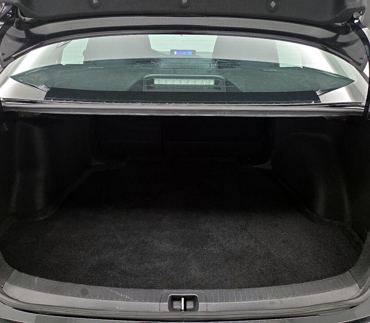 Trunk/Cargo (Seats Up)