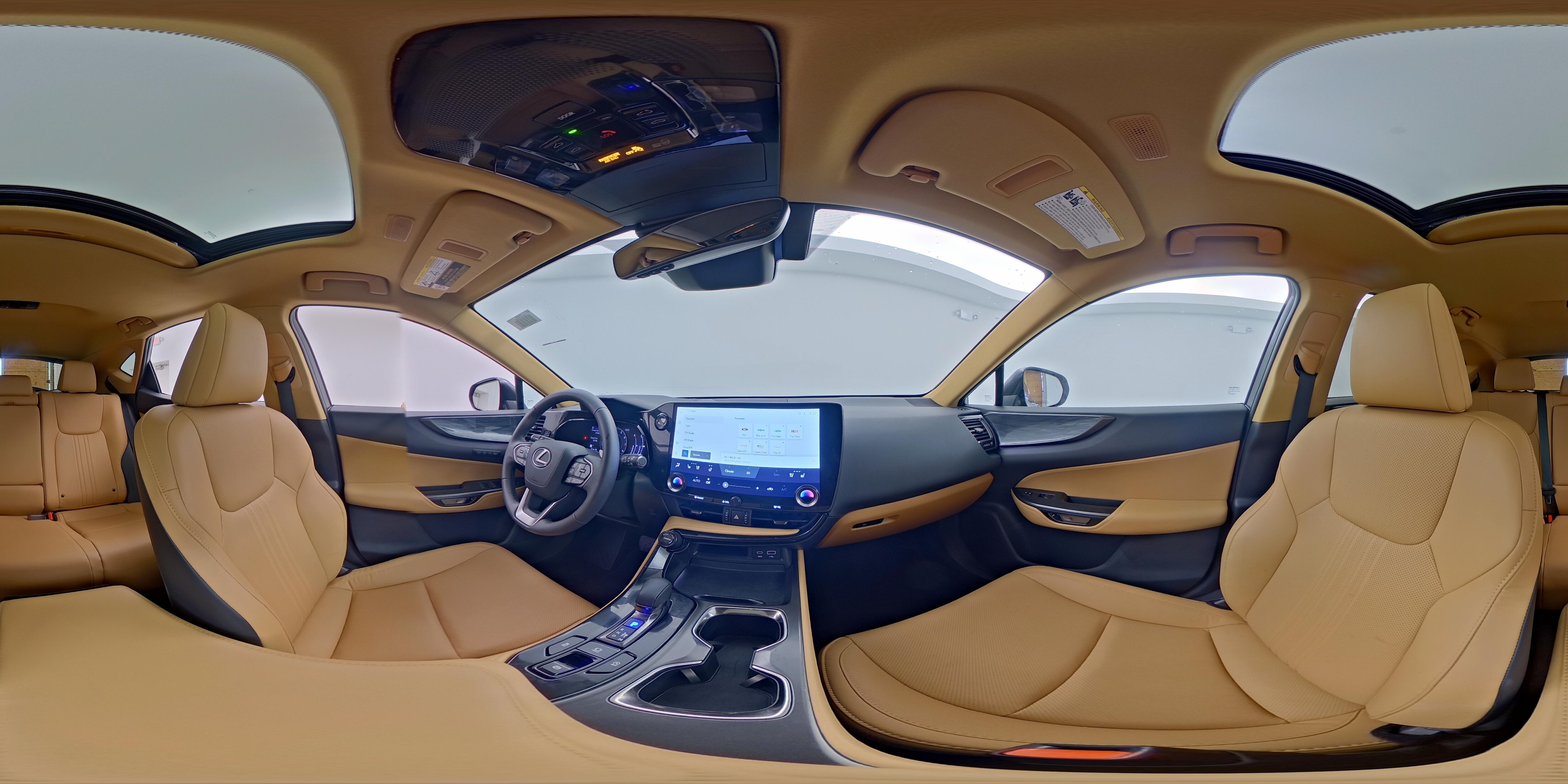 2025 Lexus NX 250 - Photo 24