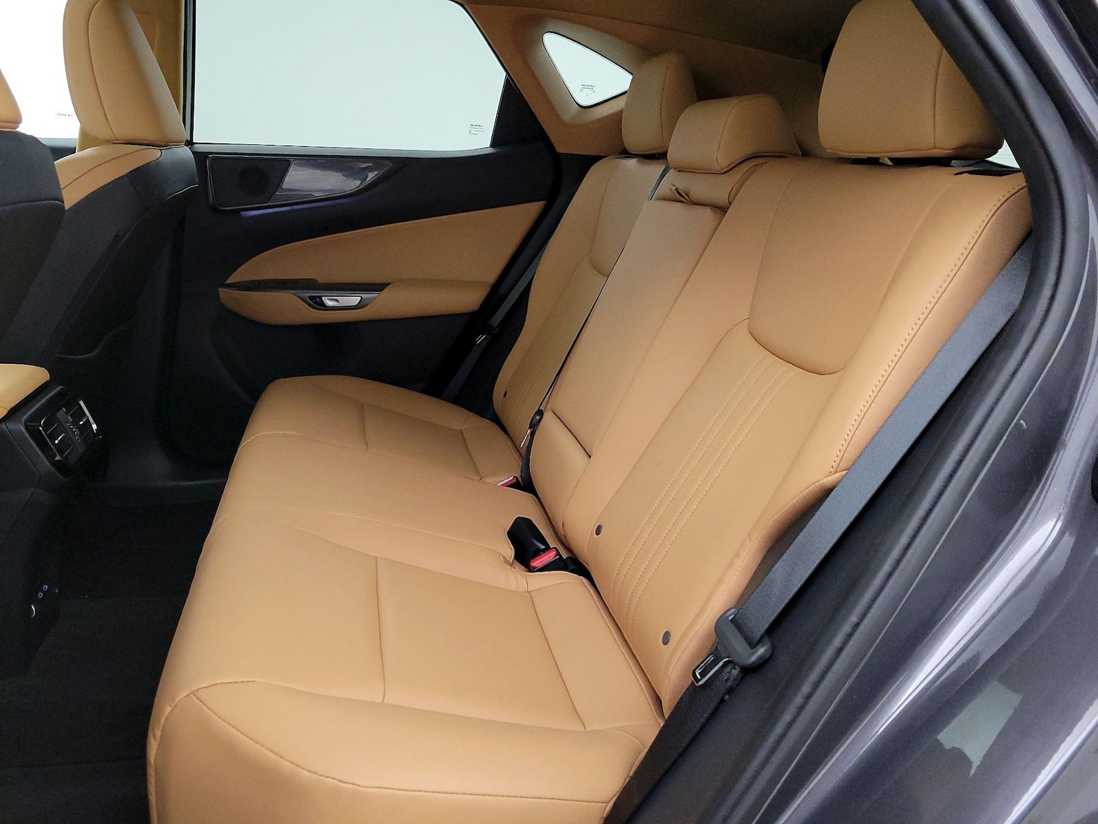 2025 Lexus NX 250 - Photo 20