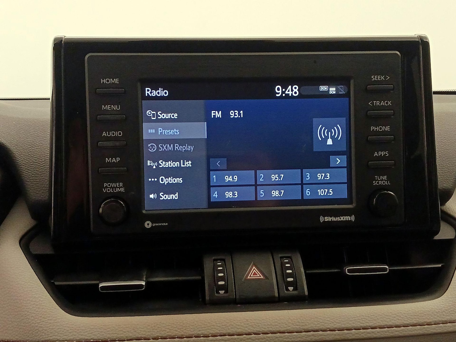 2021 Toyota RAV4 XLE Premium - Photo 16