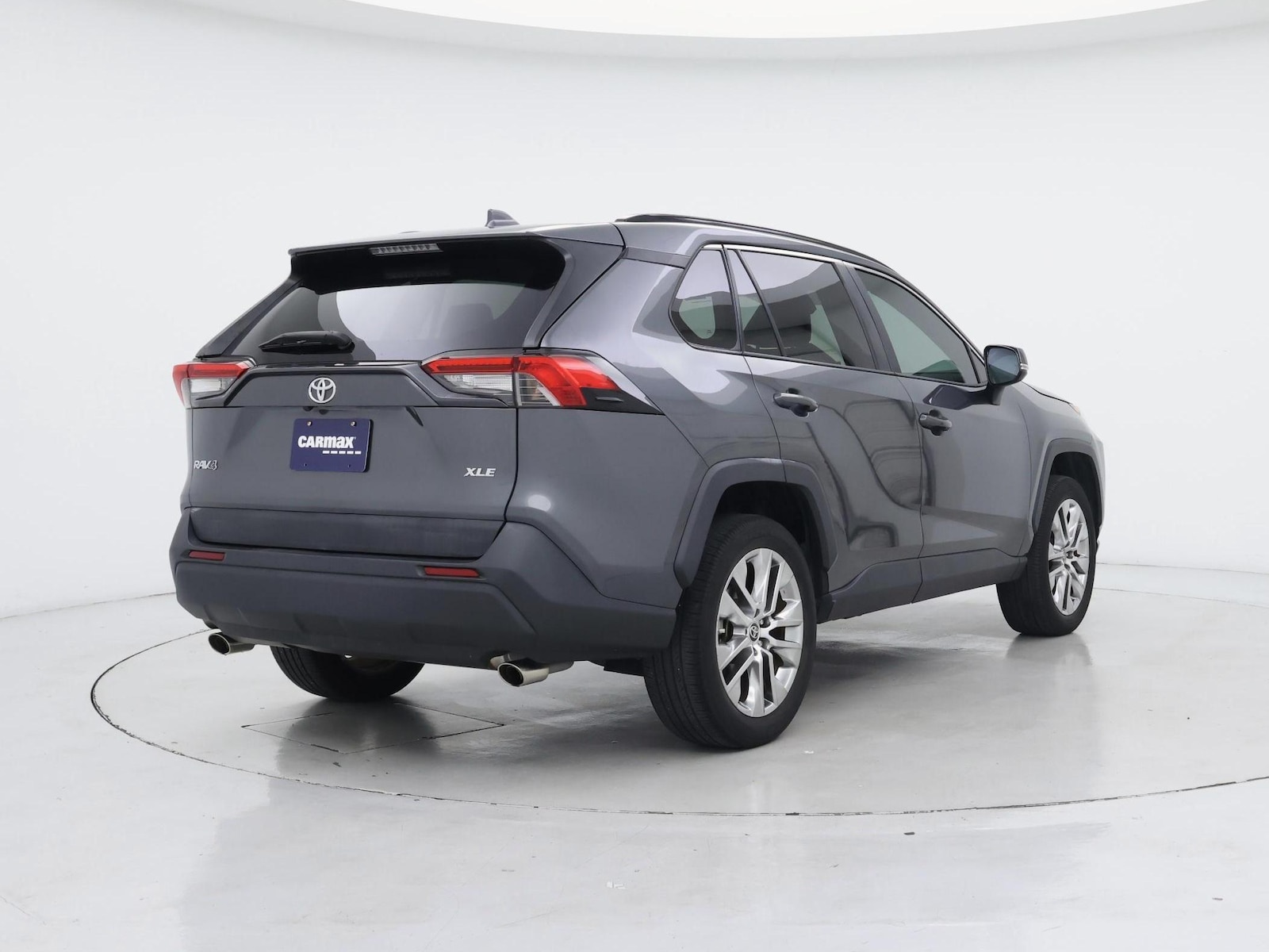 2021 Toyota RAV4 XLE Premium - Photo 9