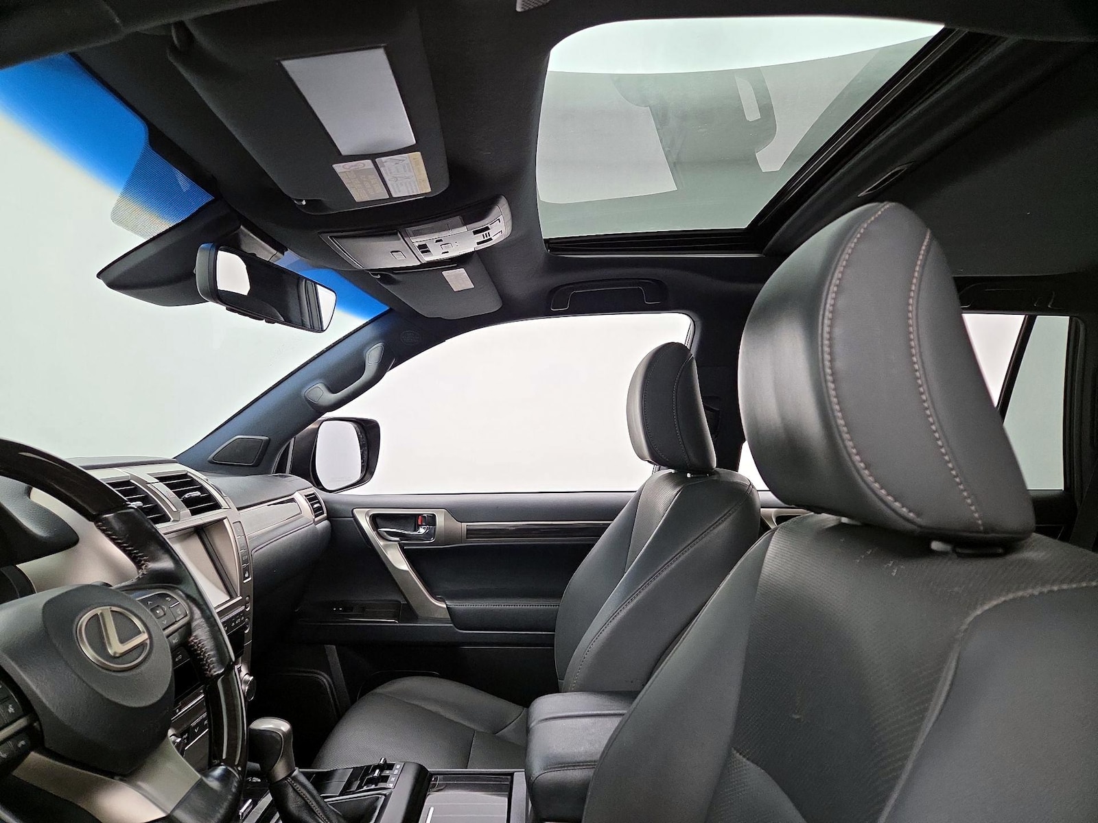 Sunroof(s) & Overhead Airbags