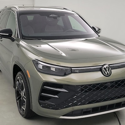 2026 Volkswagen Tiguan SEL R-Line Turbo