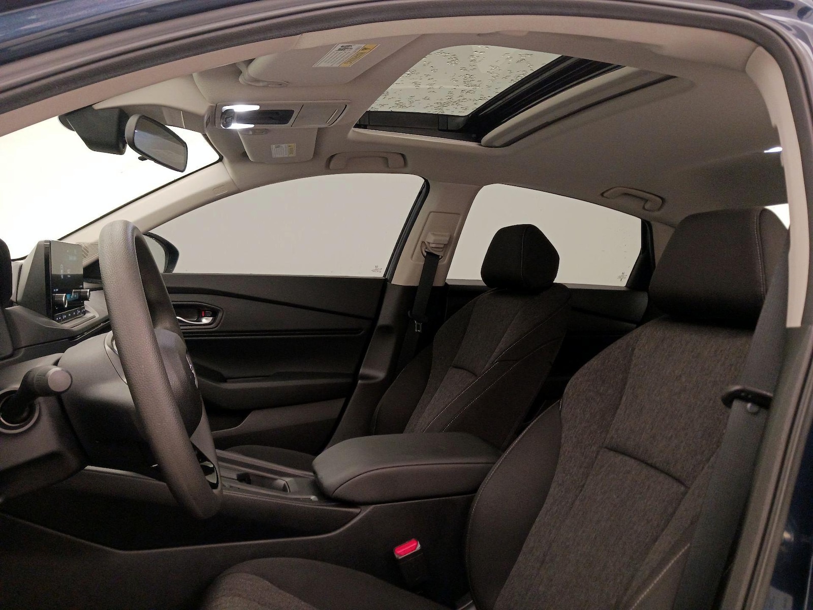 Sunroof(s) & Overhead Airbags