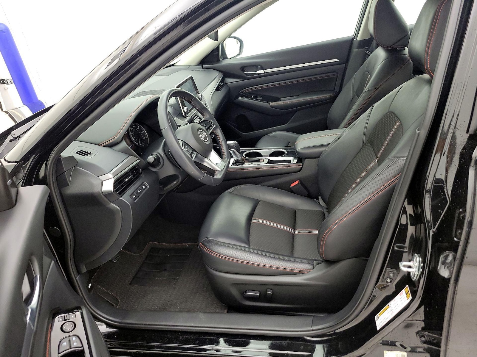Power Seat(s) & Side Airbags