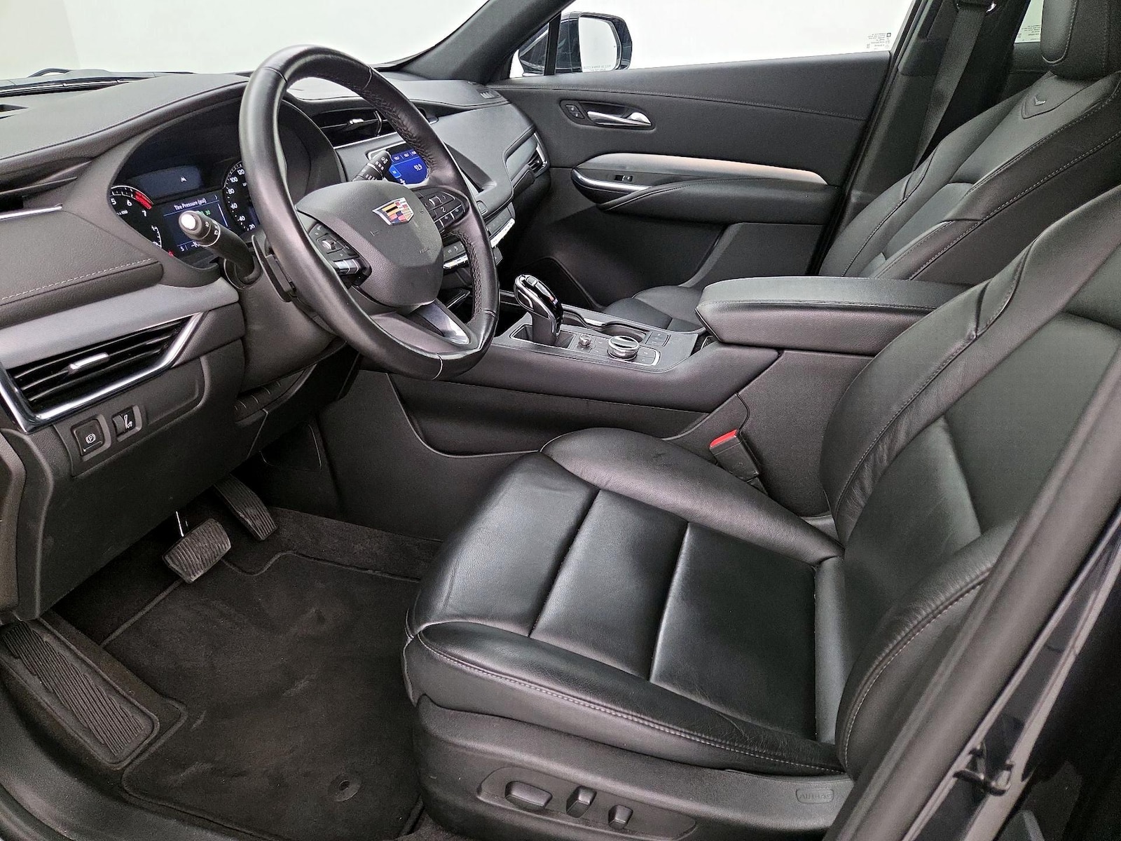 Power Seat(s) & Leather Seats