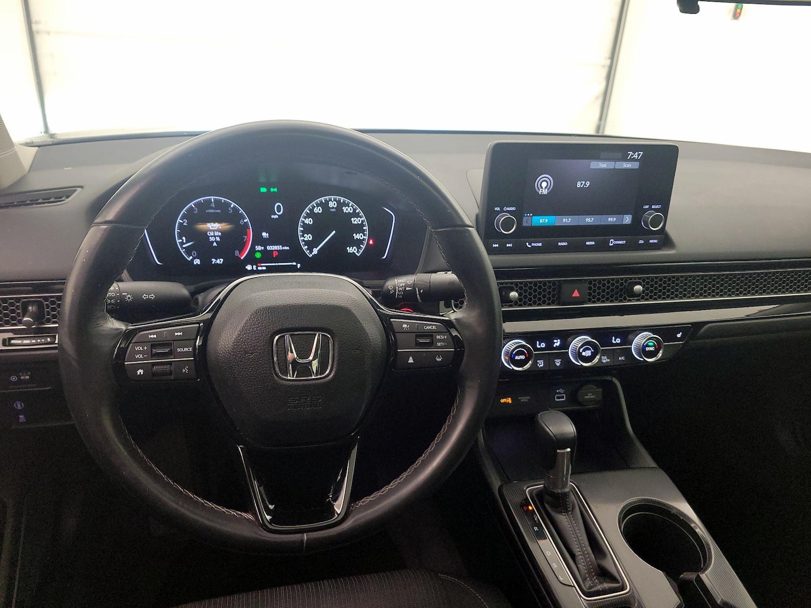 Apple CarPlay® & Android Auto™