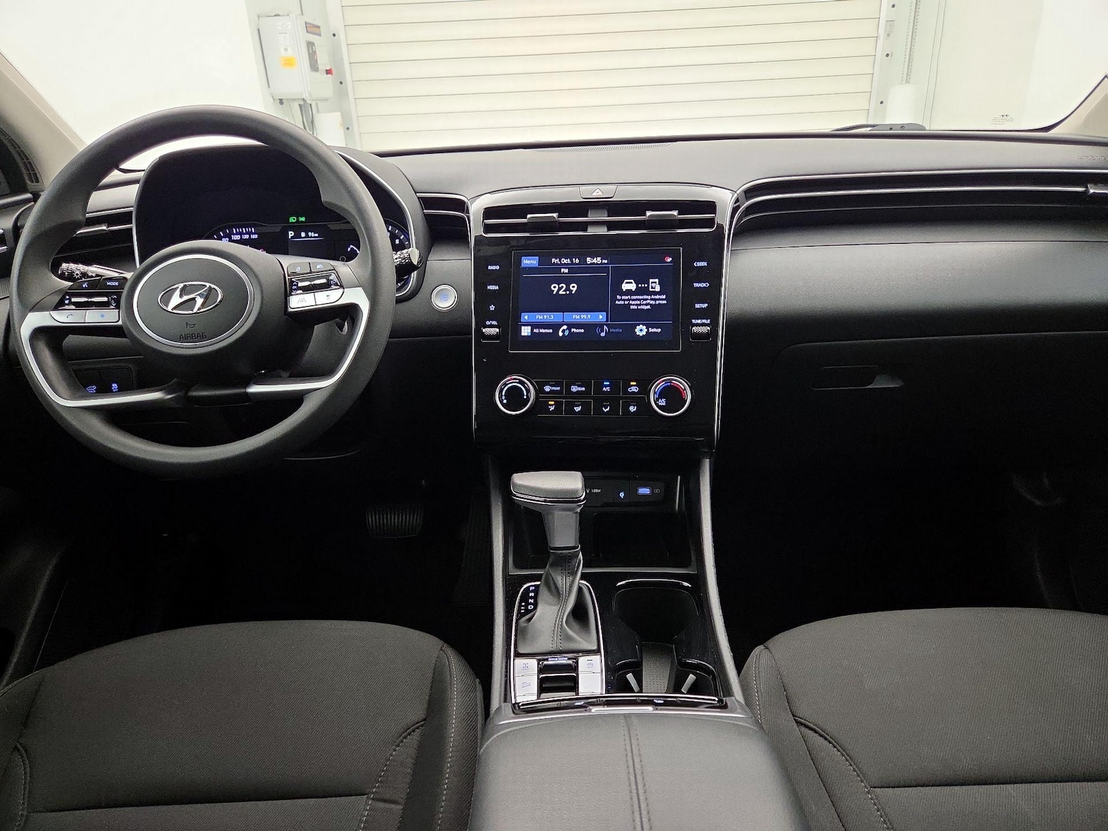 Apple CarPlay® & Android Auto™