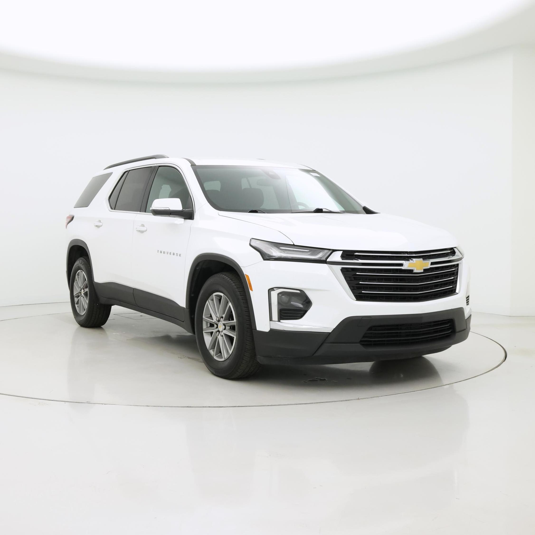 White 2023 Chevrolet Traverse SUV / Crossover Front-Wheel Drive Automatic
