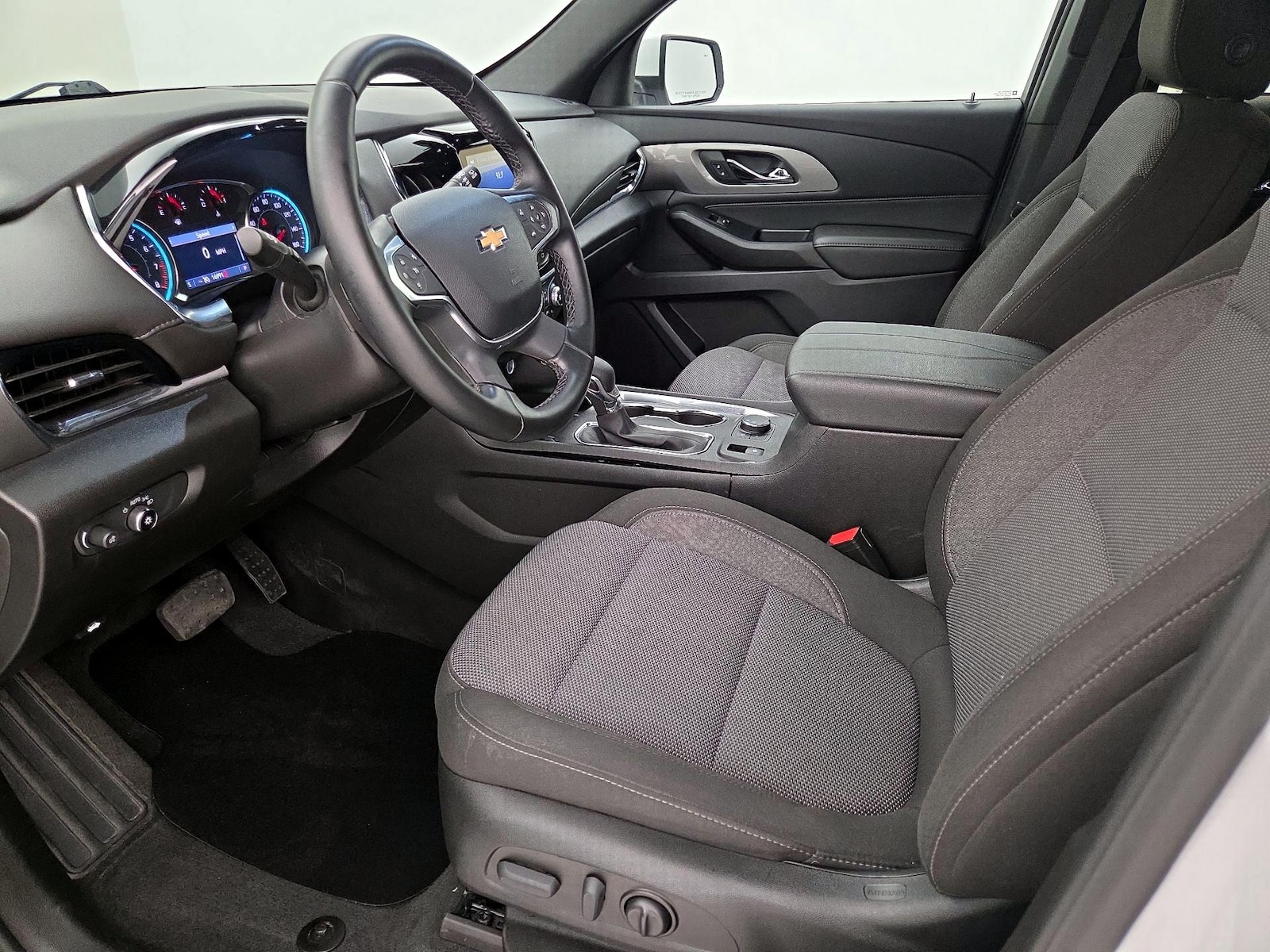 Power Seat(s) & Side Airbags