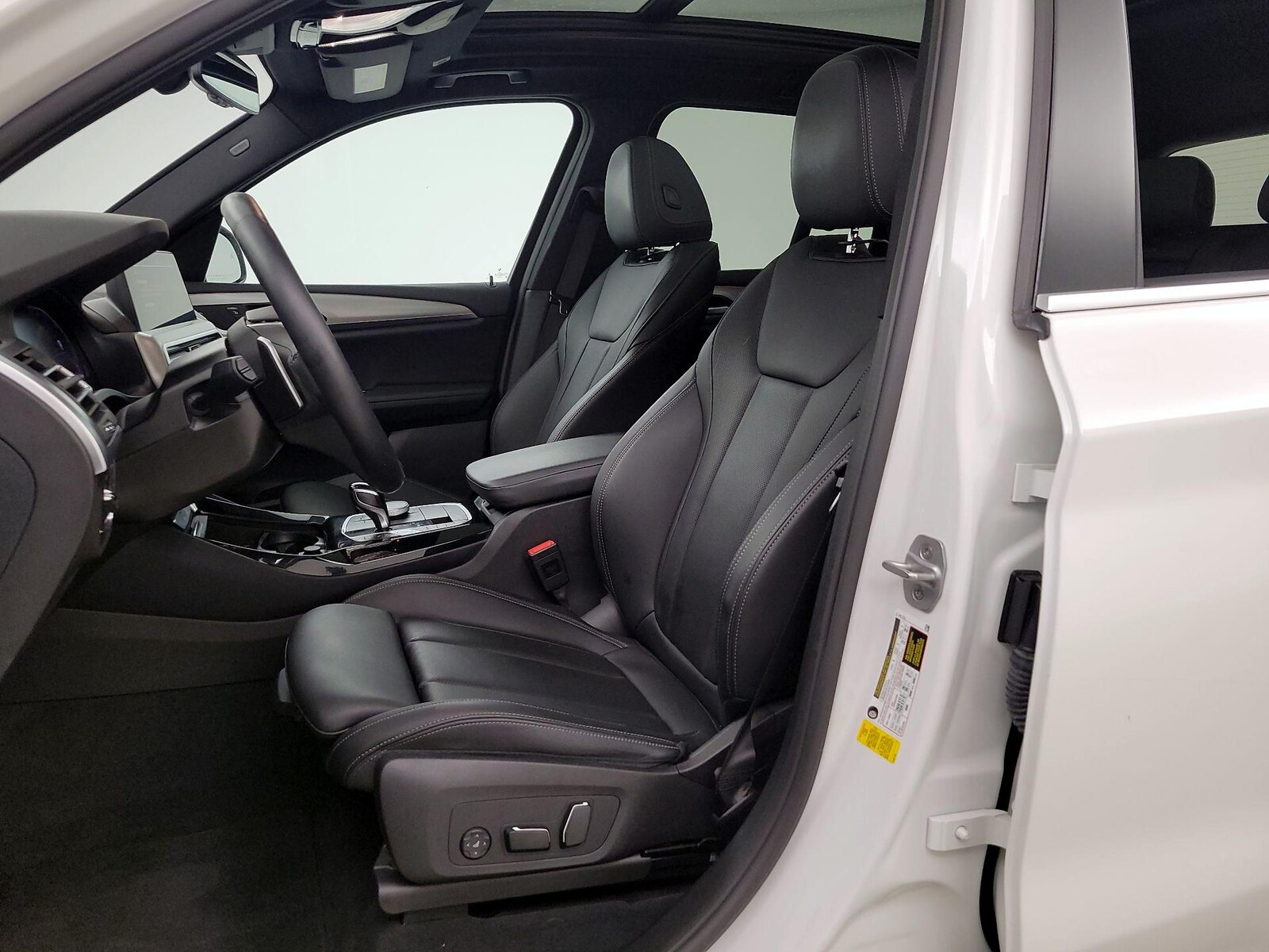 Power Seat(s) & Side Airbags