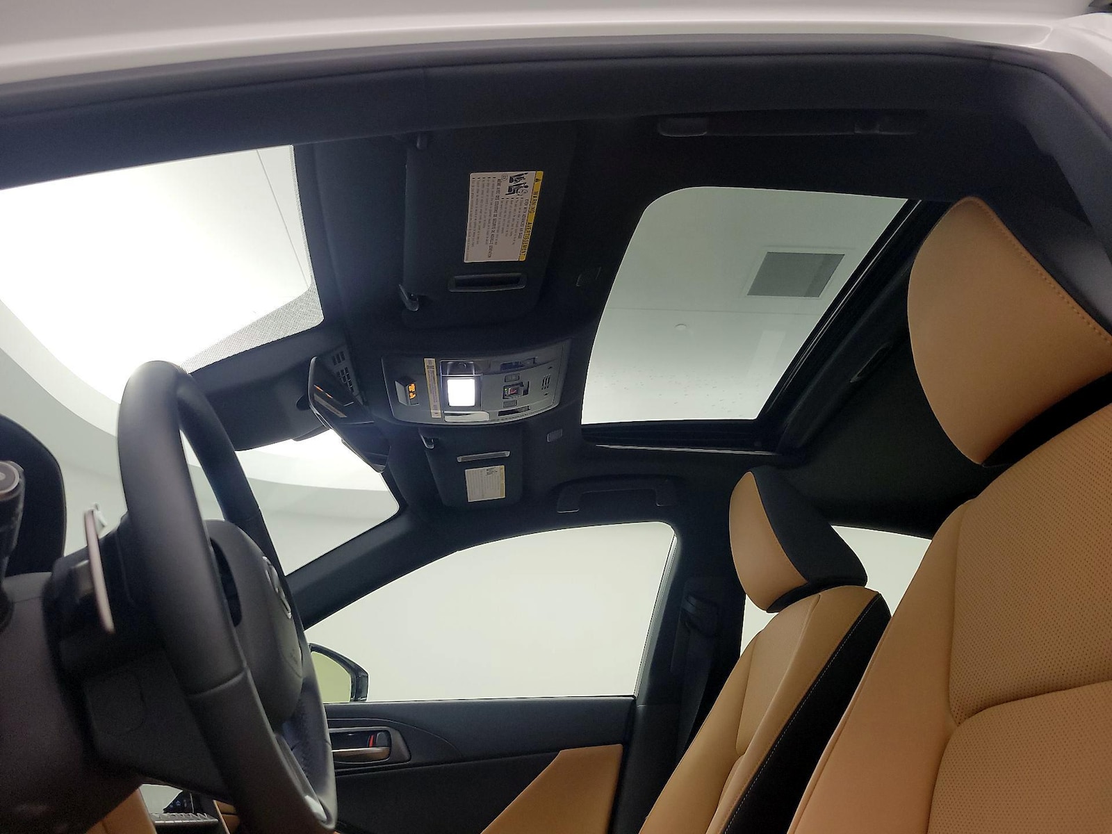 Sunroof(s) & Overhead Airbags