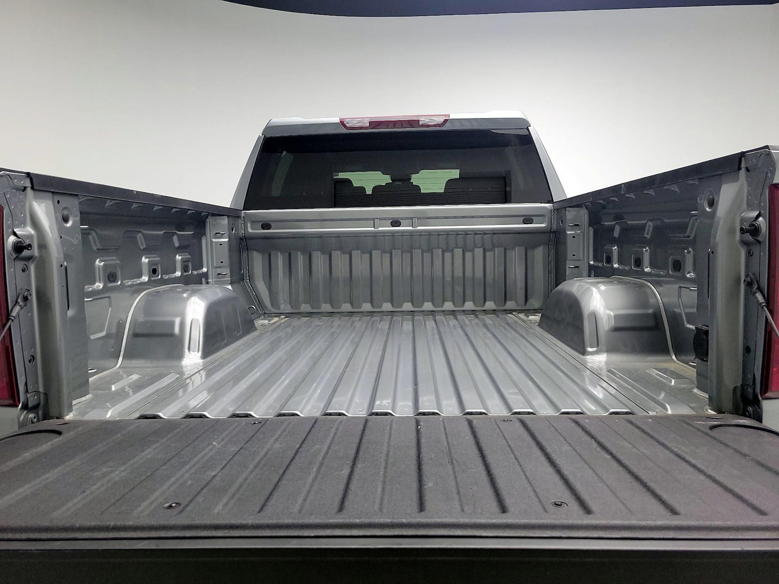 2024 Chevrolet Silverado 1500 LT - Photo 17