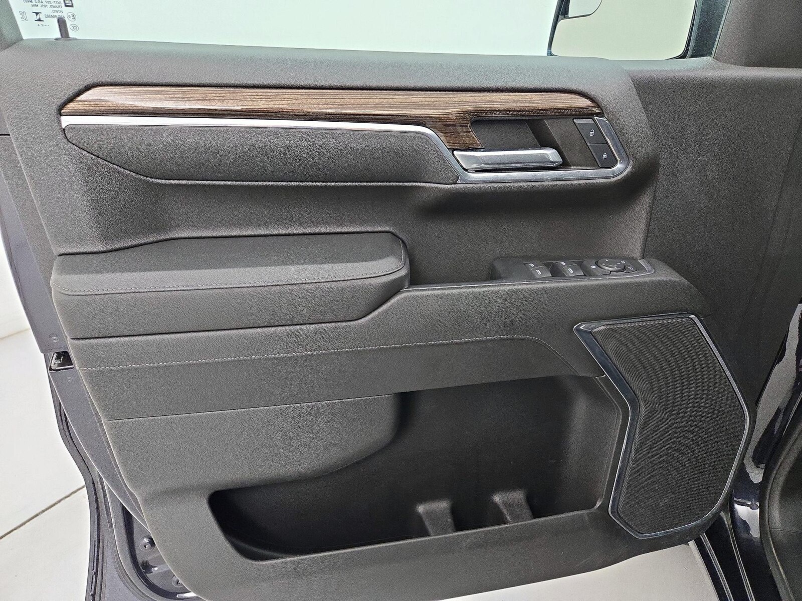 2024 Chevrolet Silverado 1500 LT - Photo 13
