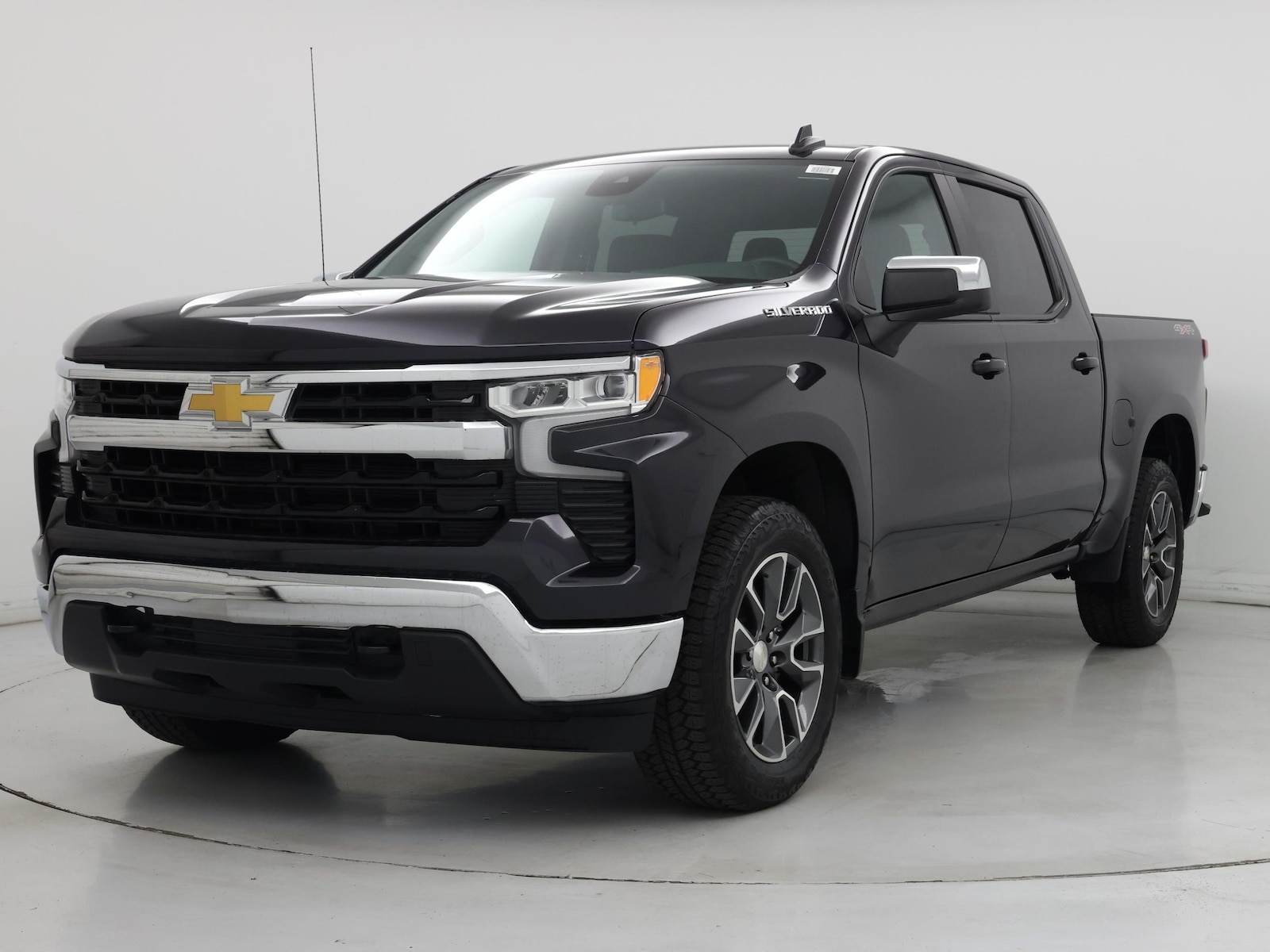 2024 Chevrolet Silverado 1500 LT - Photo 5
