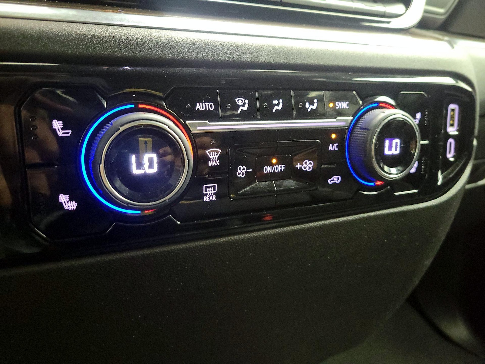 2023 Chevrolet Silverado 1500 LT - Photo 17