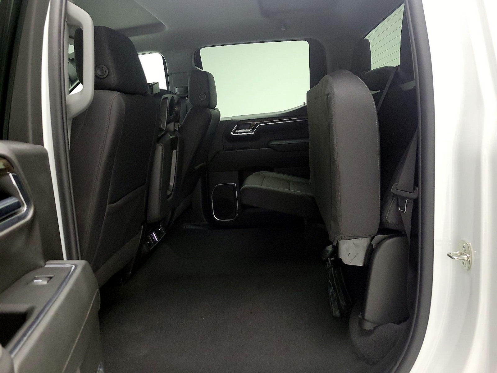 2023 Chevrolet Silverado 1500 LT - Photo 19