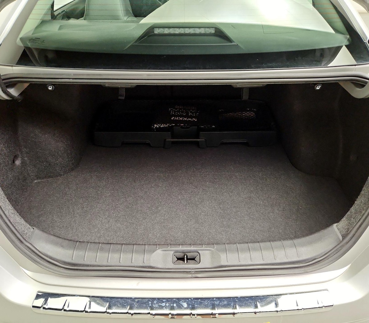 Trunk/Cargo (Seats Up)