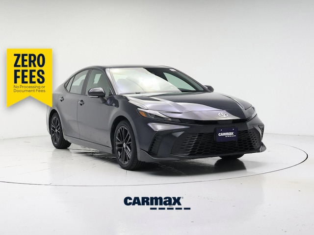 Gray 2025 Toyota Camry Sedan Front-Wheel Drive Automatic