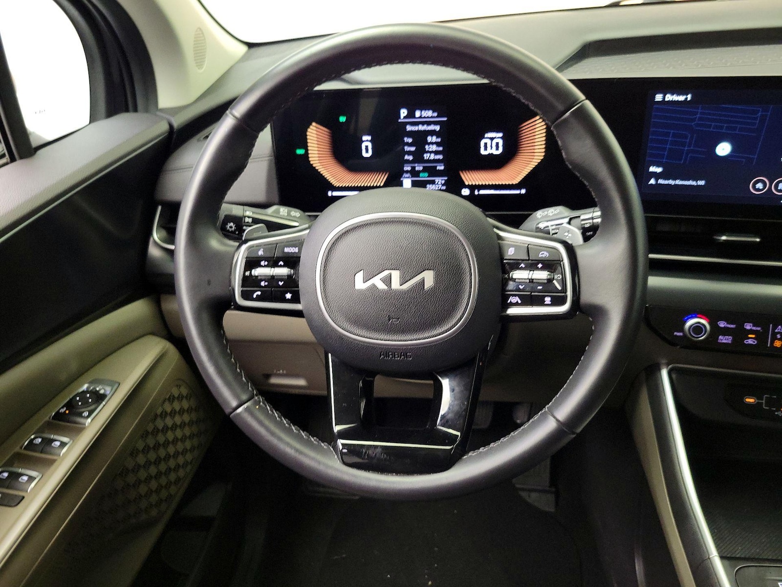 2026 Kia Carnival LXS - Photo 11