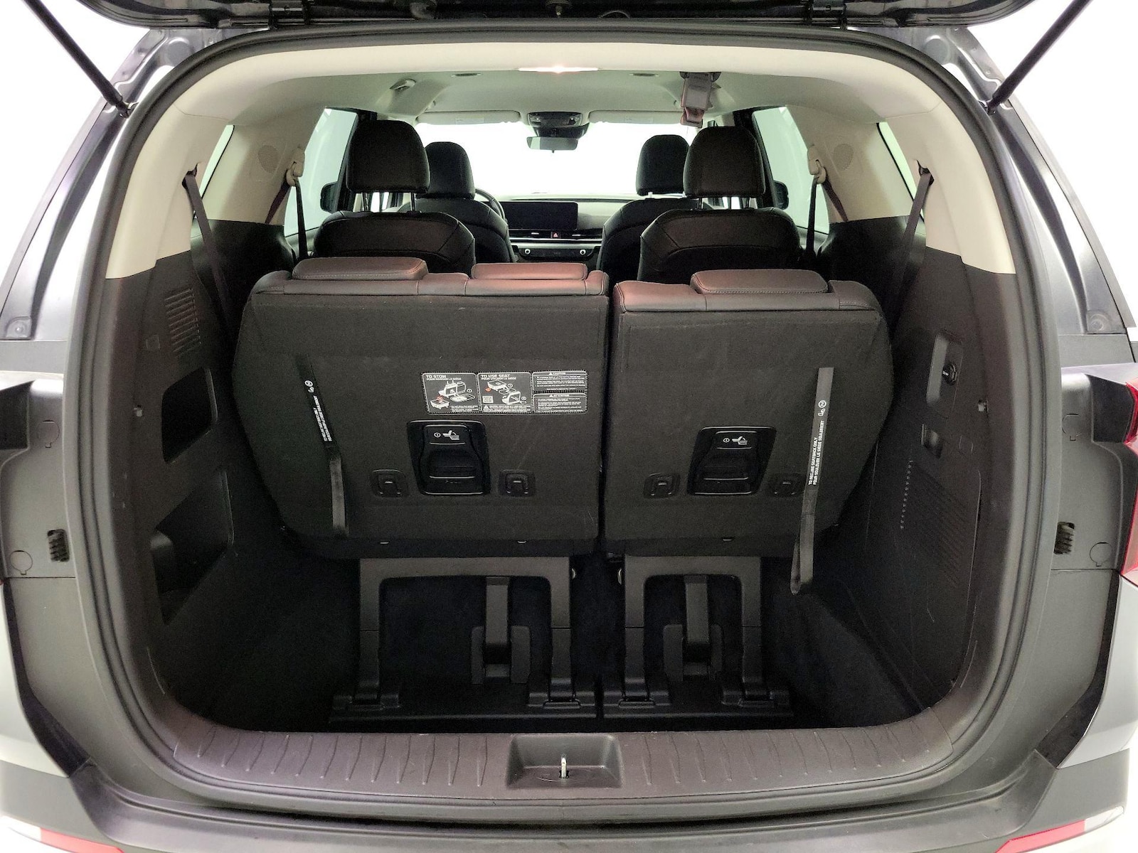 2026 Kia Carnival LXS - Photo 23