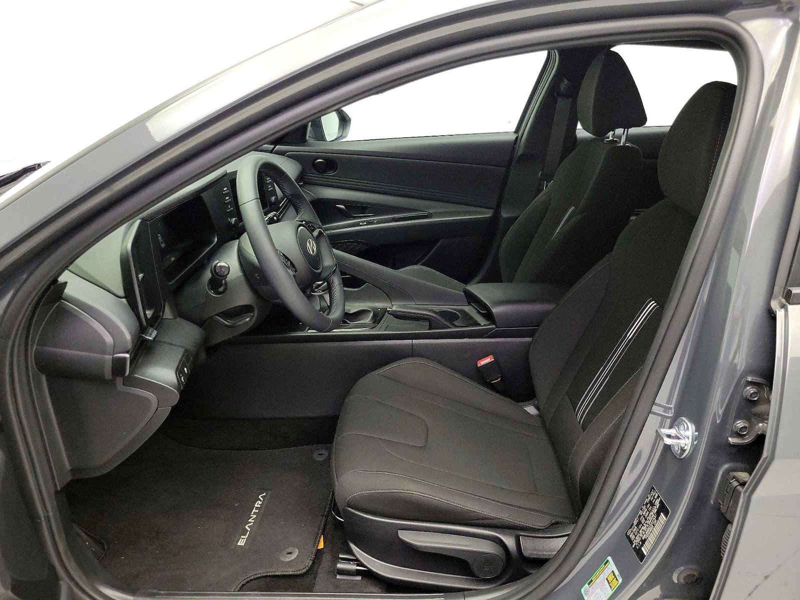 2026 Hyundai Elantra SEL Sport - Photo 12