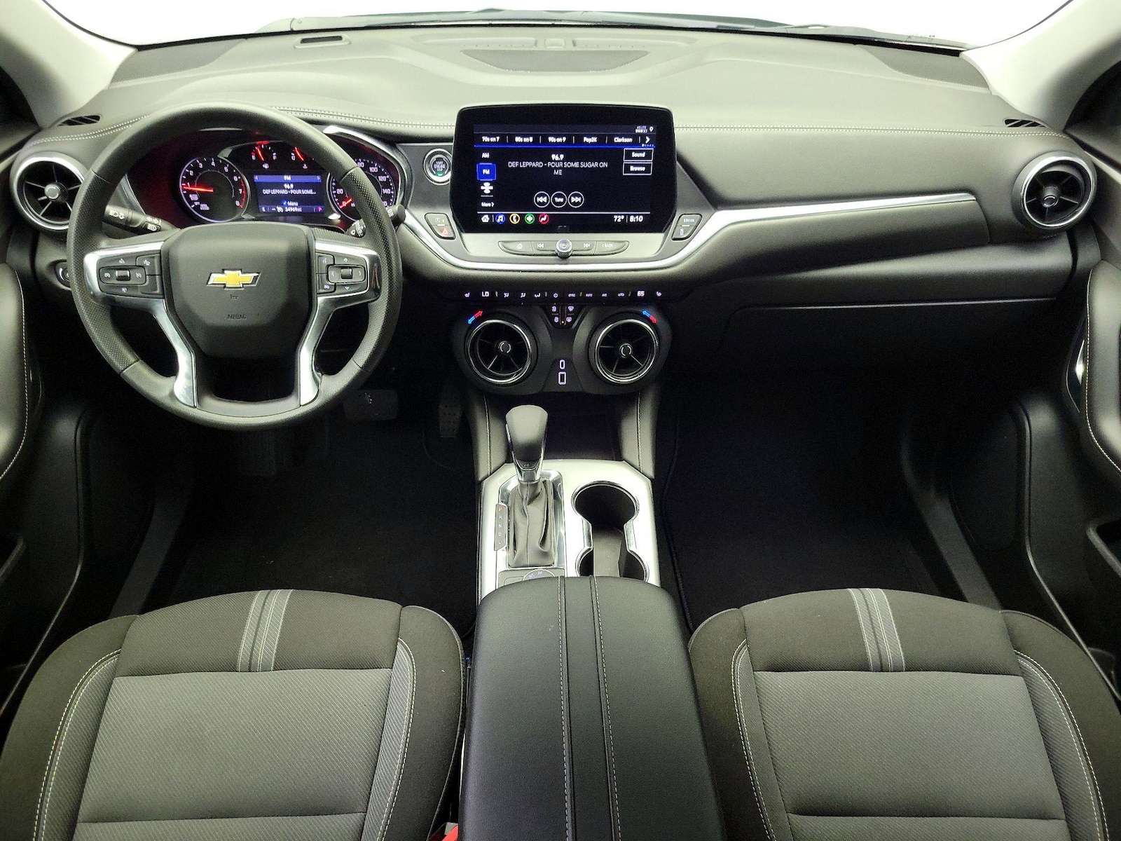 2025 Chevrolet Blazer 2LT - Photo 10