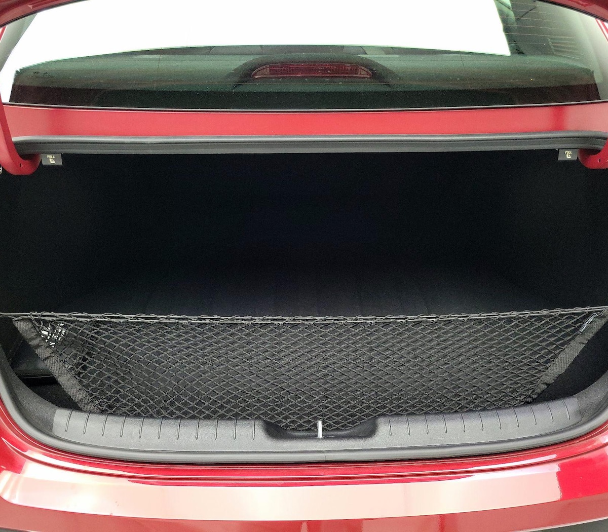 Trunk/Cargo (Seats Up)