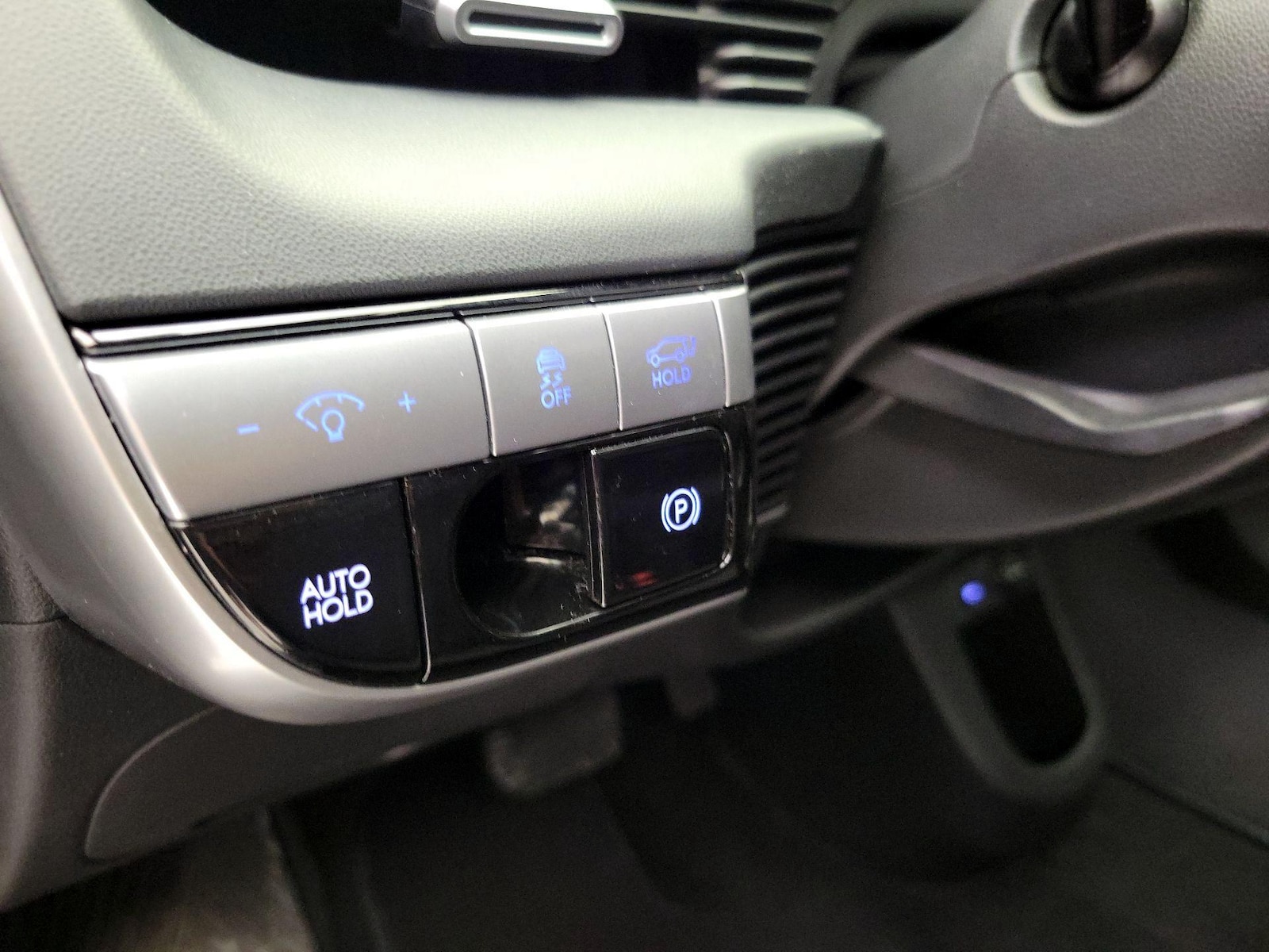 2024 Hyundai IONIQ 5 SEL - Photo 14