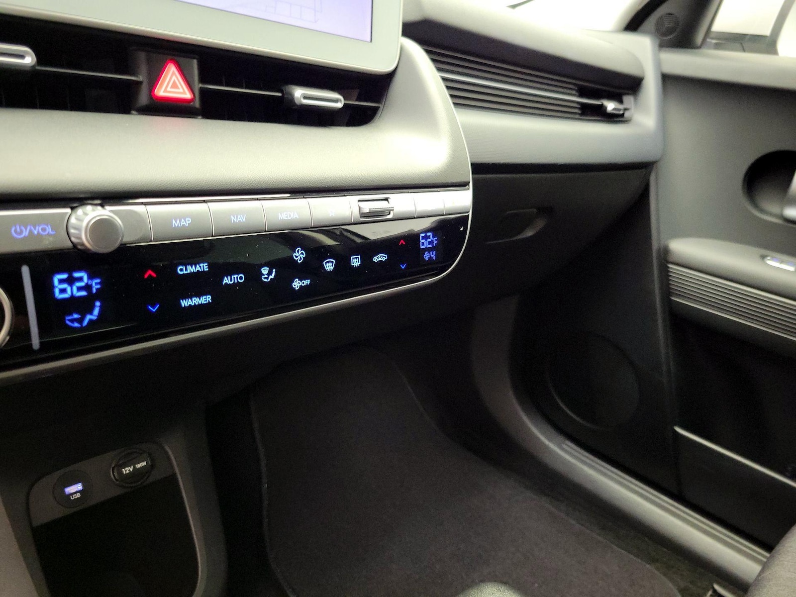 2024 Hyundai IONIQ 5 SEL - Photo 18