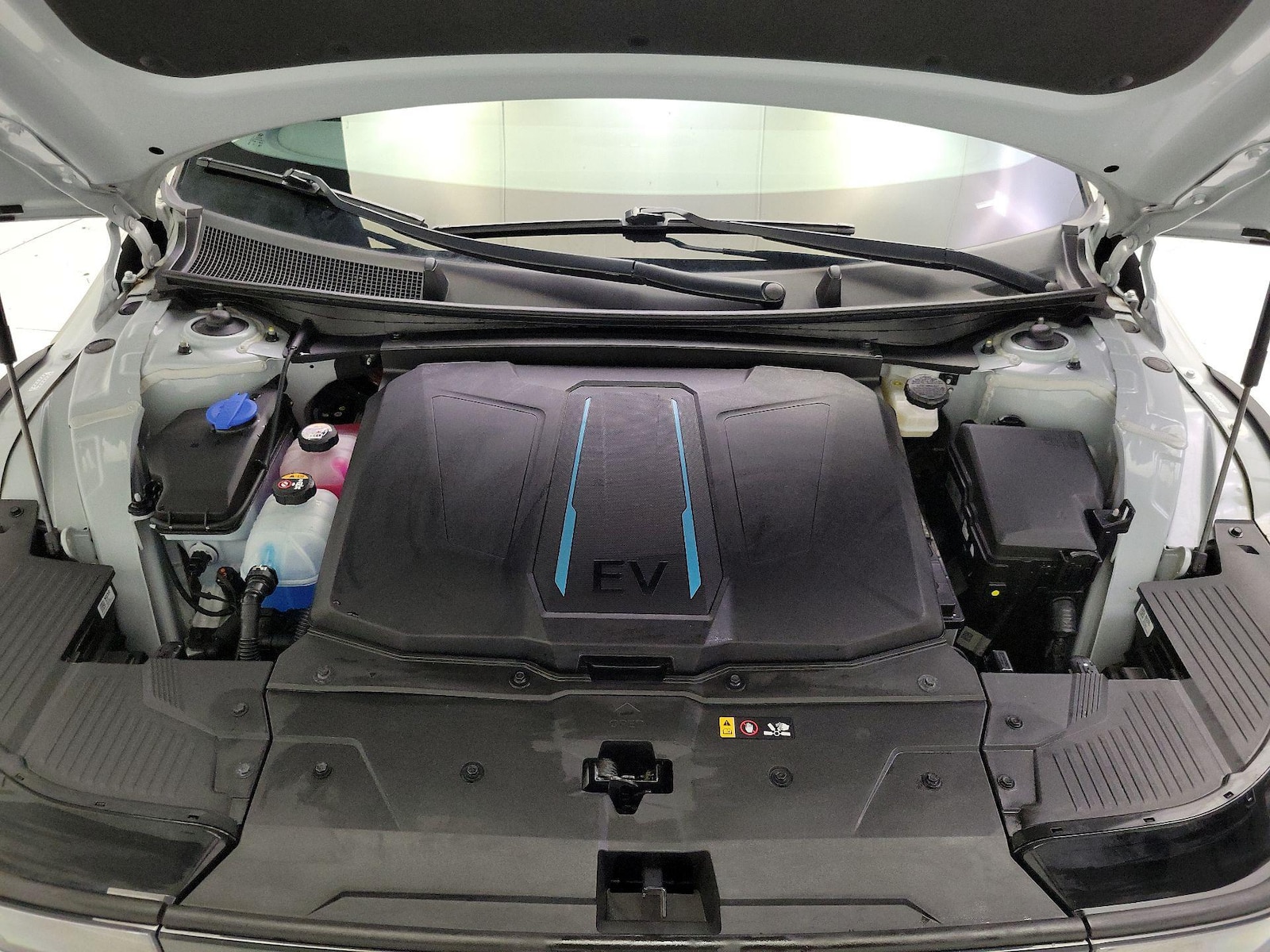 2024 Hyundai IONIQ 5 SEL - Photo 23