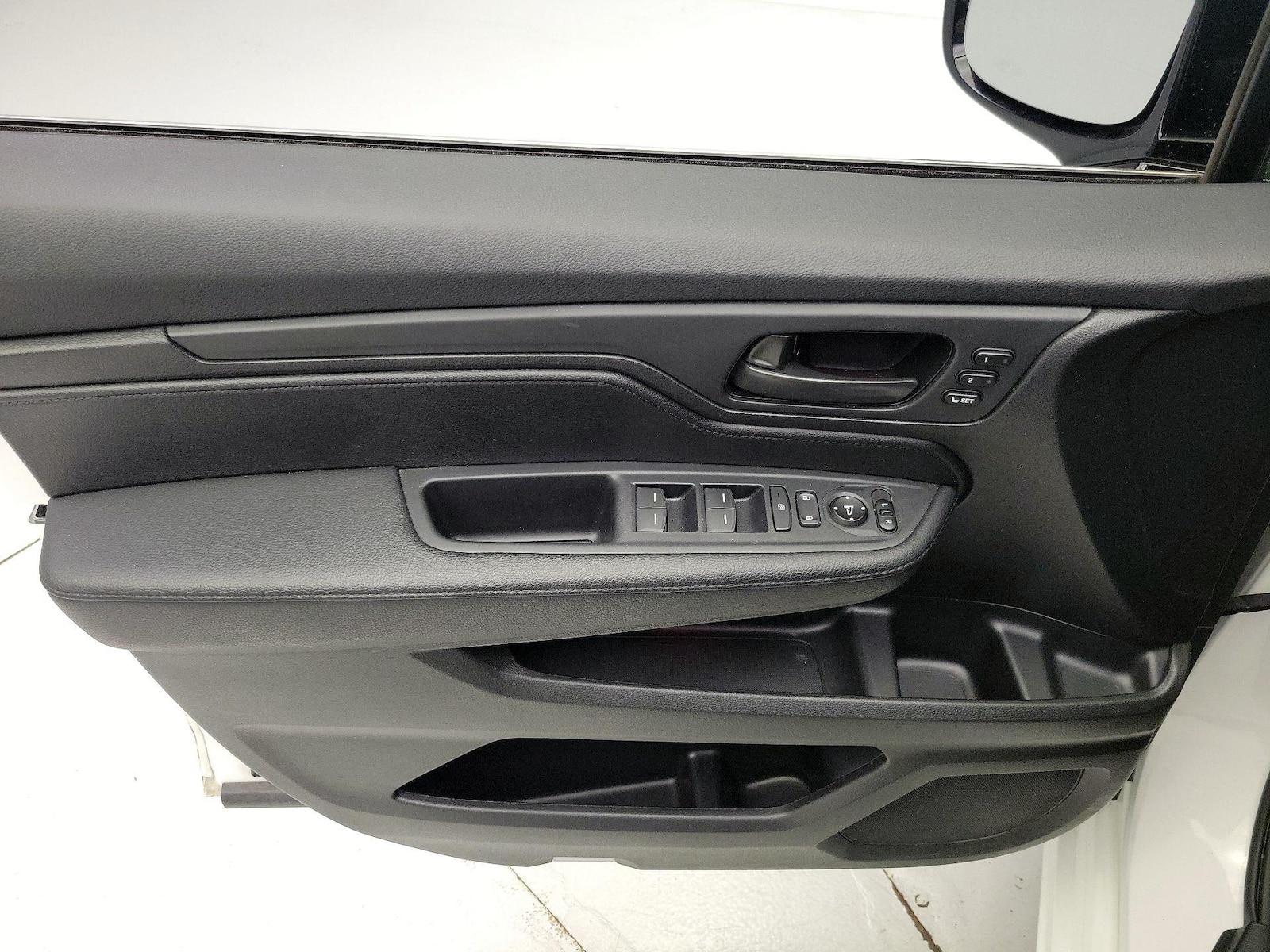 2025 Honda Odyssey Sport L - Photo 13