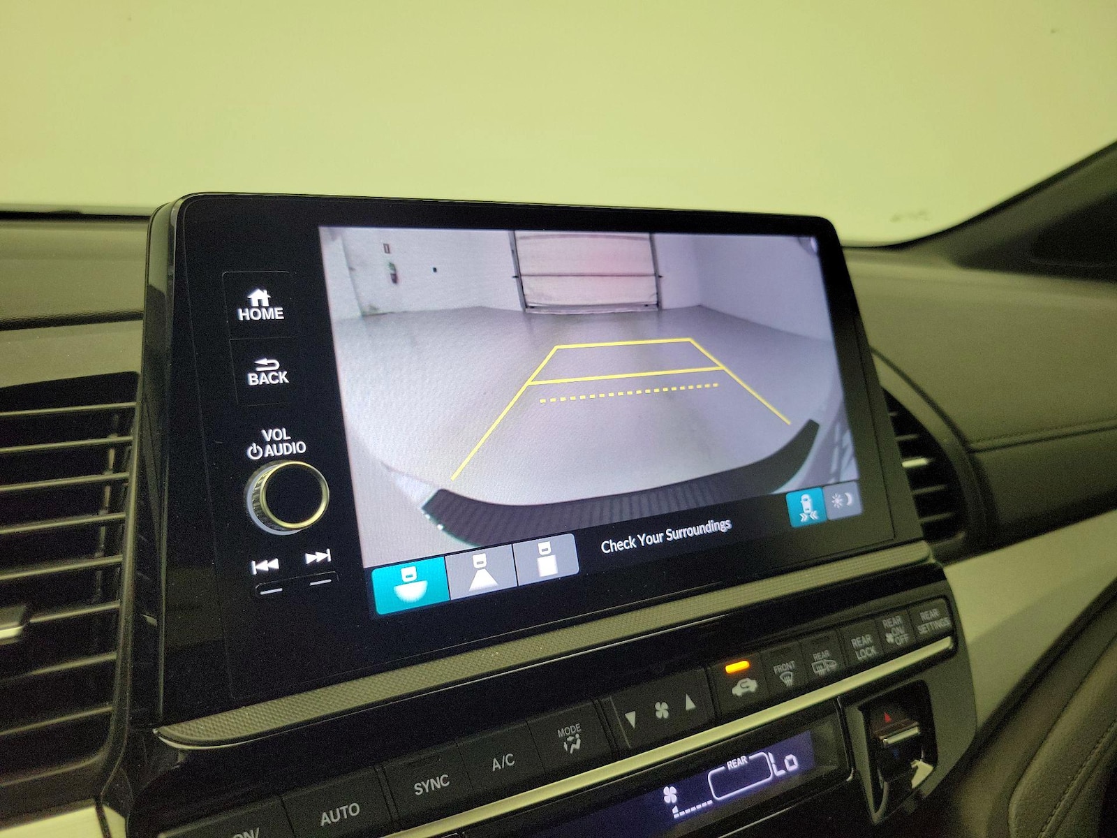 2025 Honda Odyssey Sport L - Photo 15