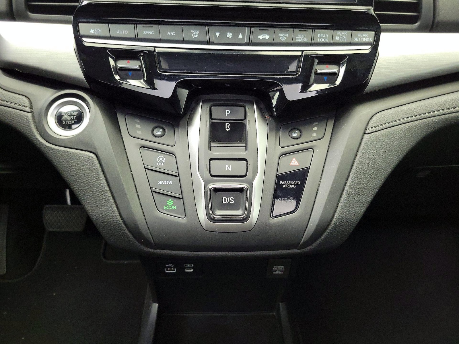 2025 Honda Odyssey Sport L - Photo 18