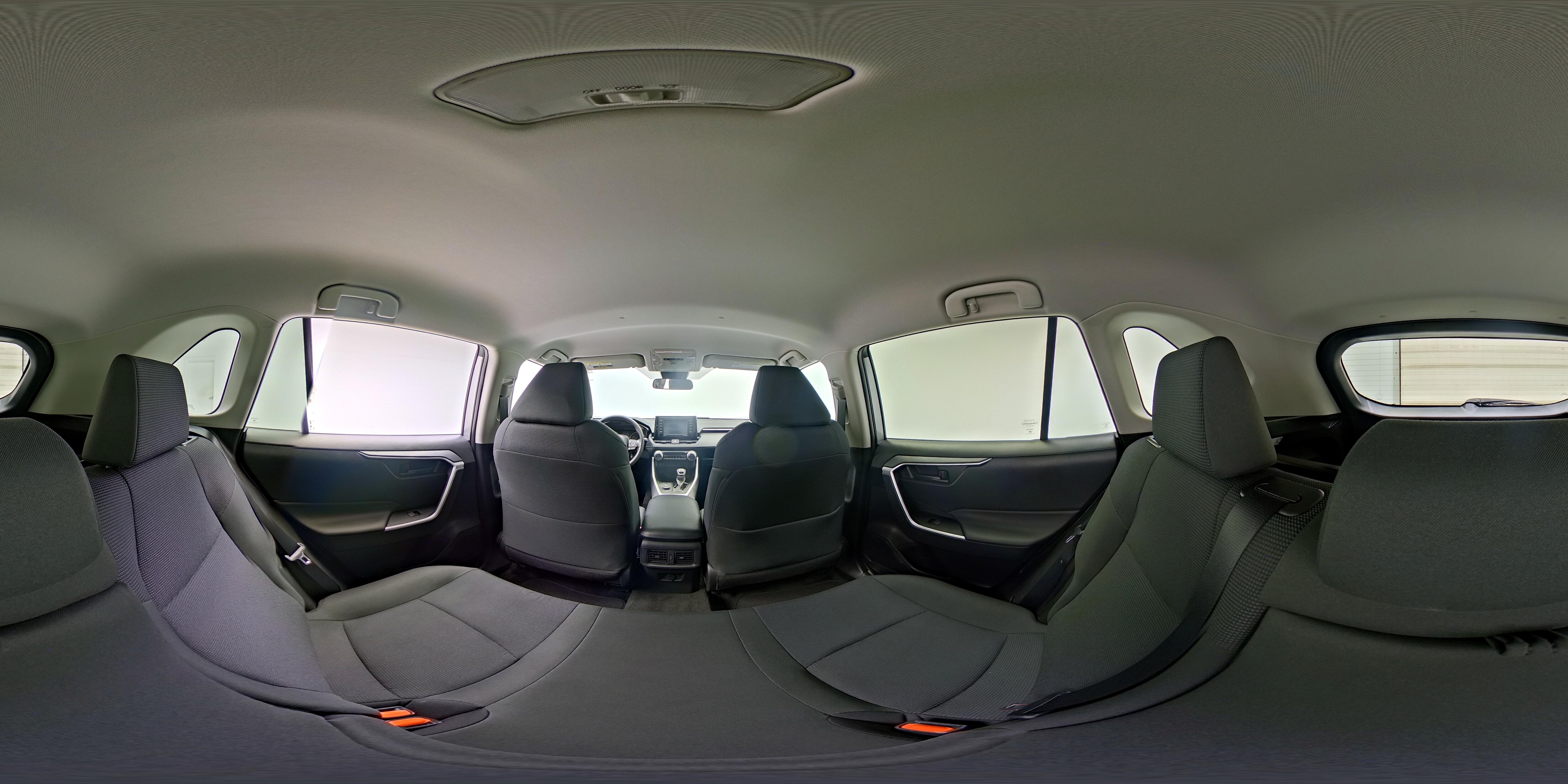 2021 Toyota RAV4 LE - Photo 24