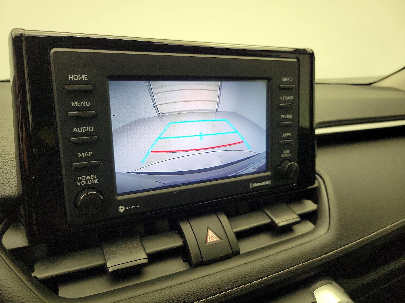 2021 Toyota RAV4 LE - Photo 14