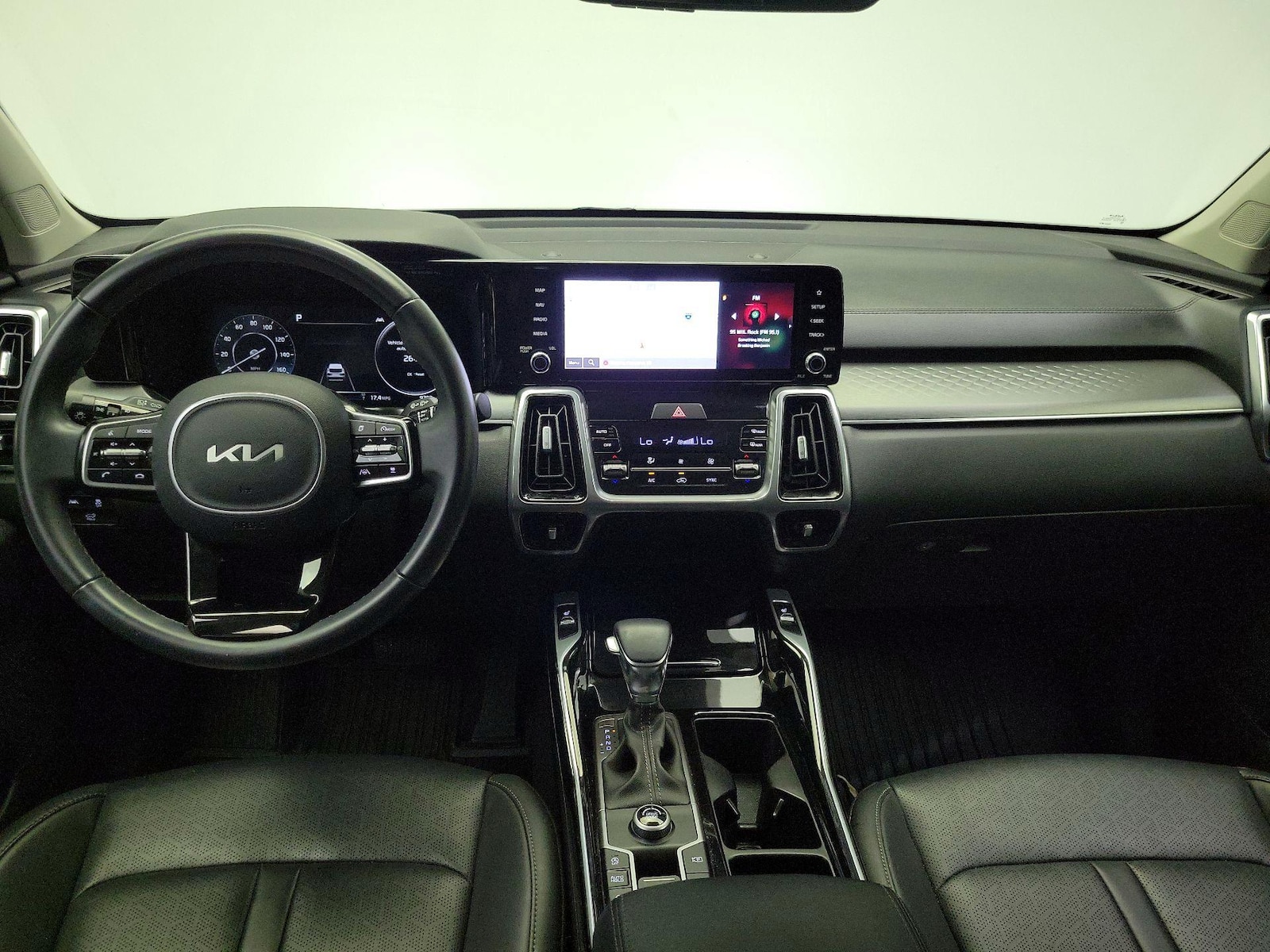 Apple CarPlay® & Android Auto™