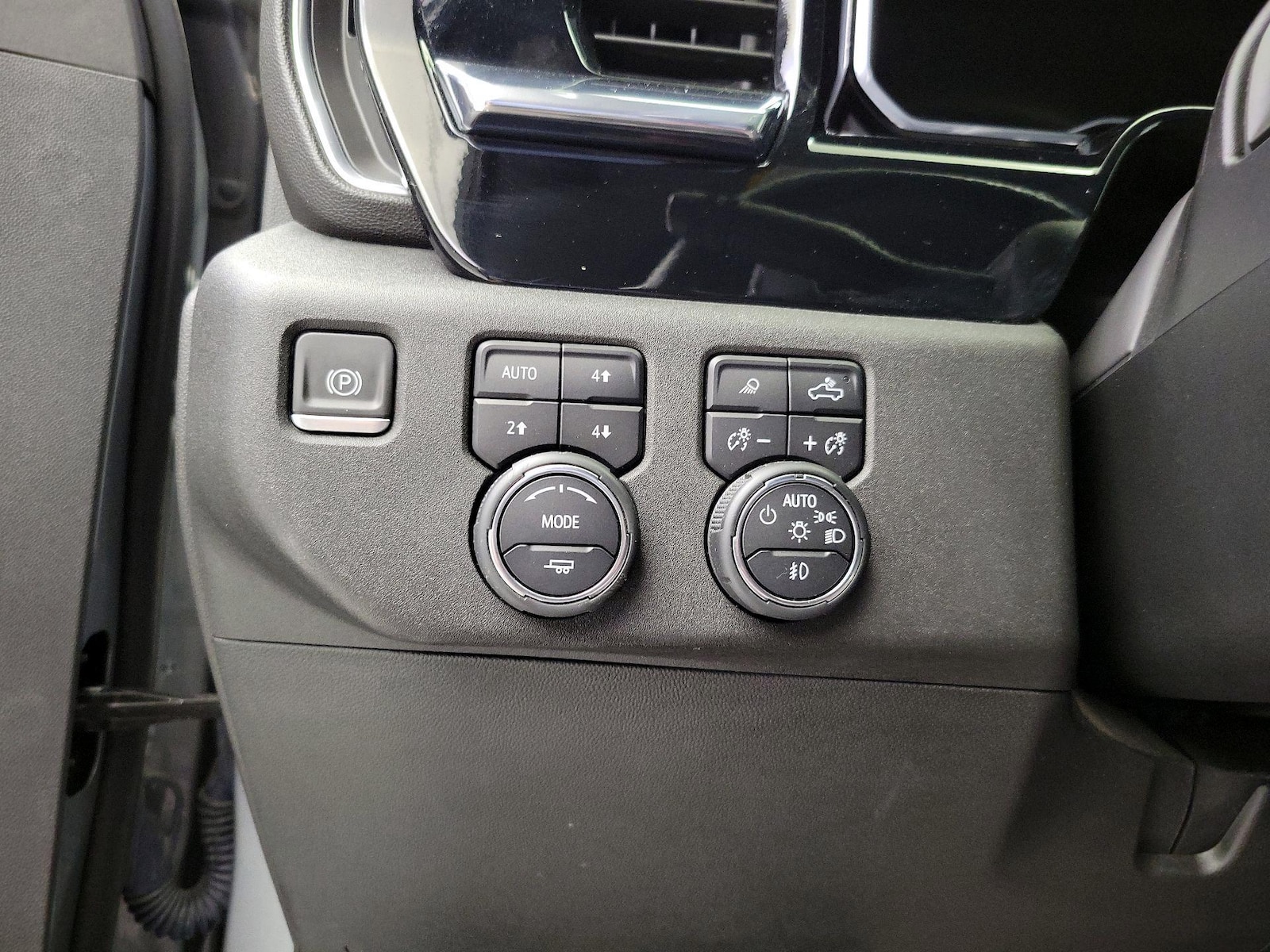 2023 Chevrolet Silverado 1500 RST - Photo 14