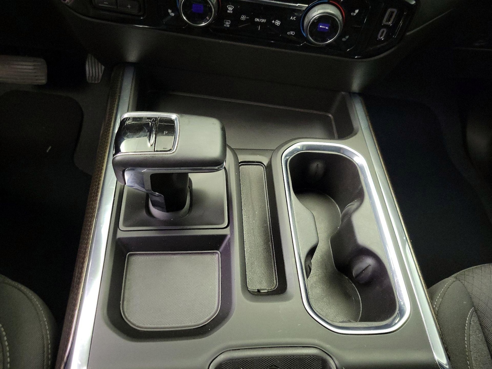 2023 Chevrolet Silverado 1500 RST - Photo 18