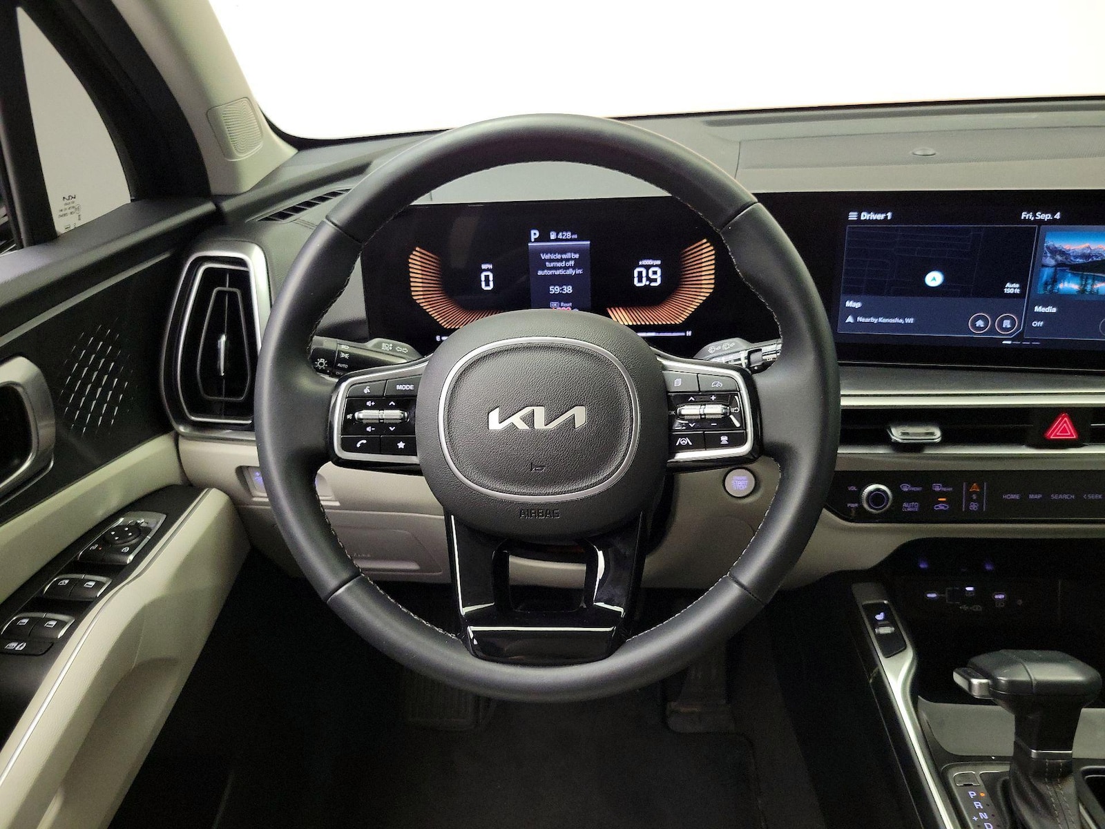 2025 Kia Sorento S - Photo 11
