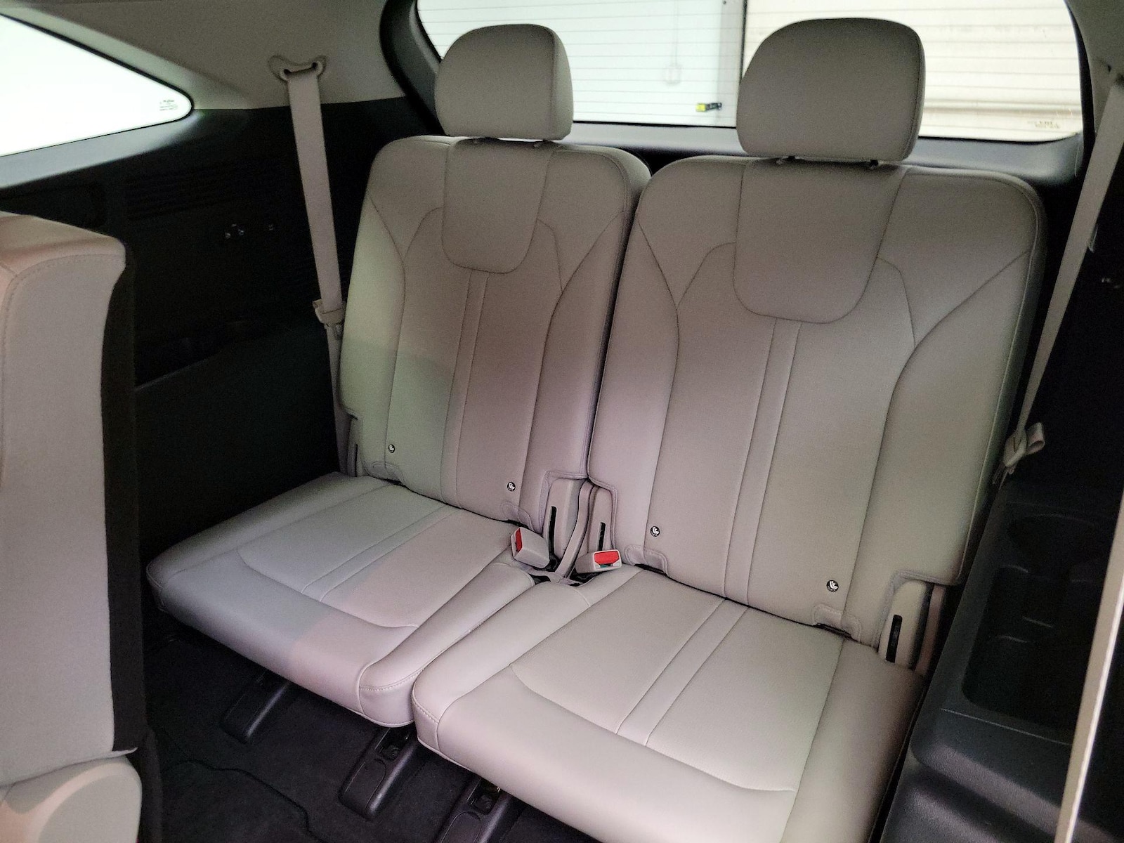 2025 Kia Sorento S - Photo 20