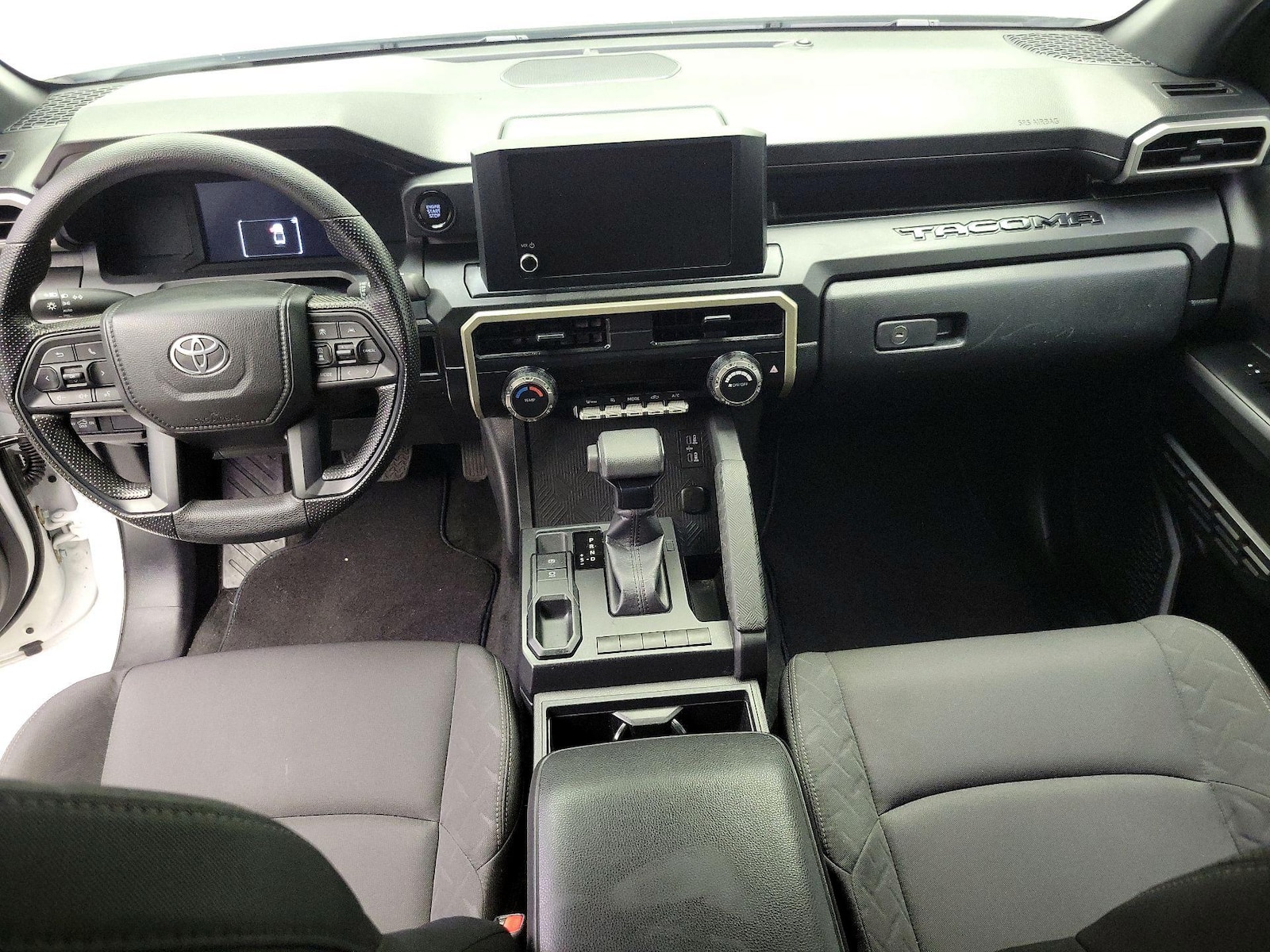 2025 Toyota Tacoma SR - Photo 10
