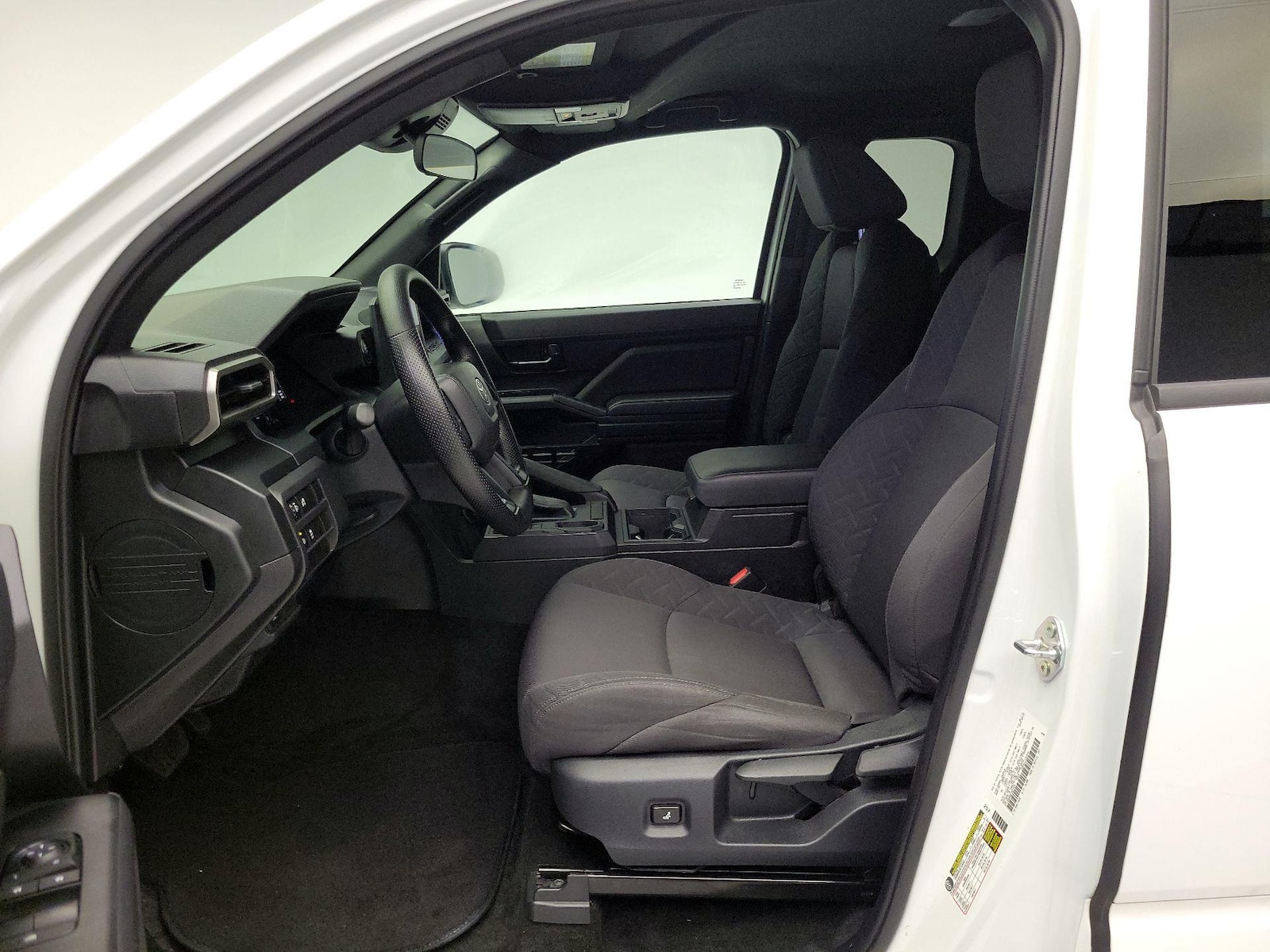 2025 Toyota Tacoma SR - Photo 12