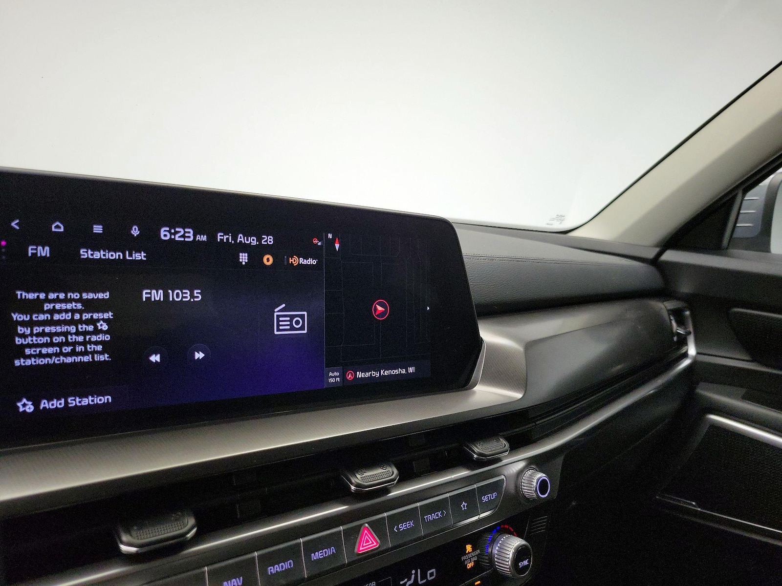 2025 Kia Telluride S - Photo 17