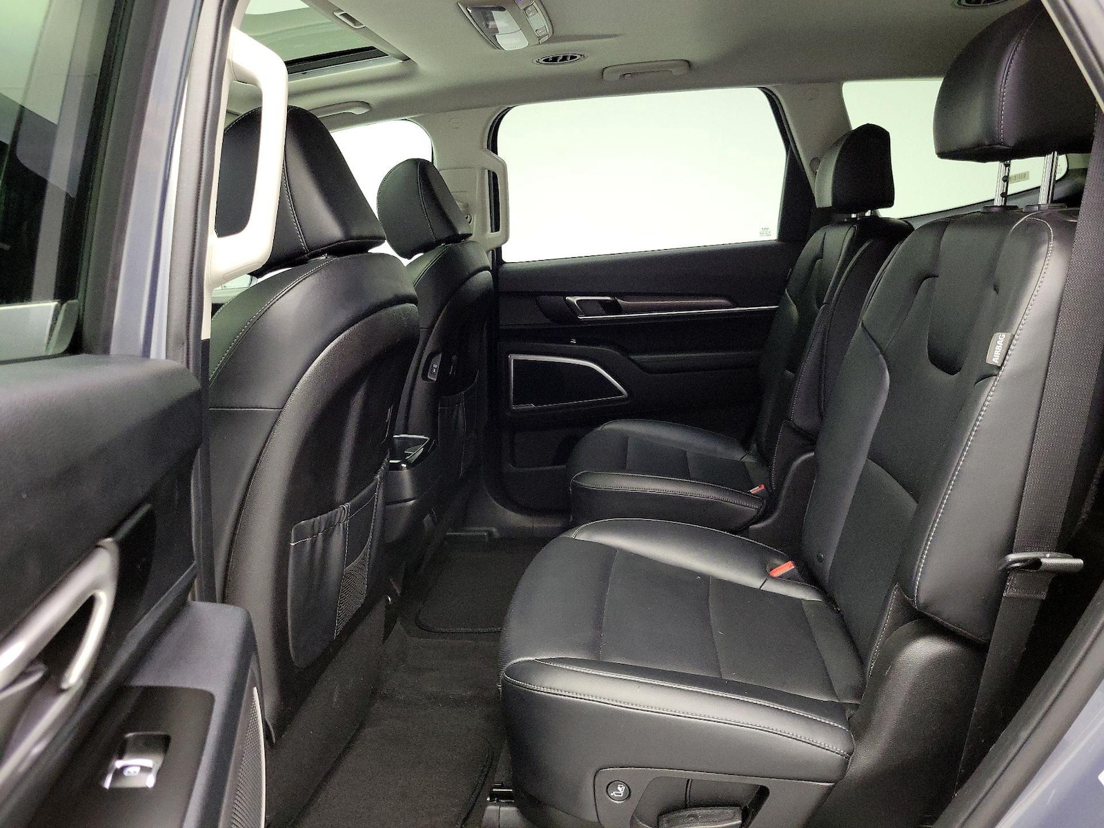 2025 Kia Telluride S - Photo 22