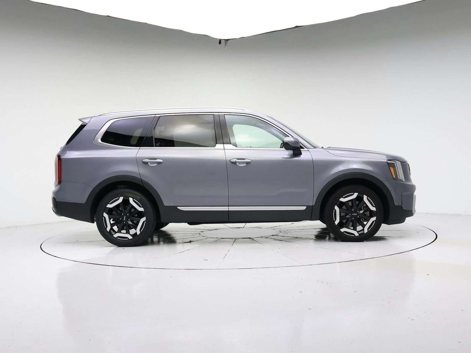 2025 Kia Telluride S - Photo 8