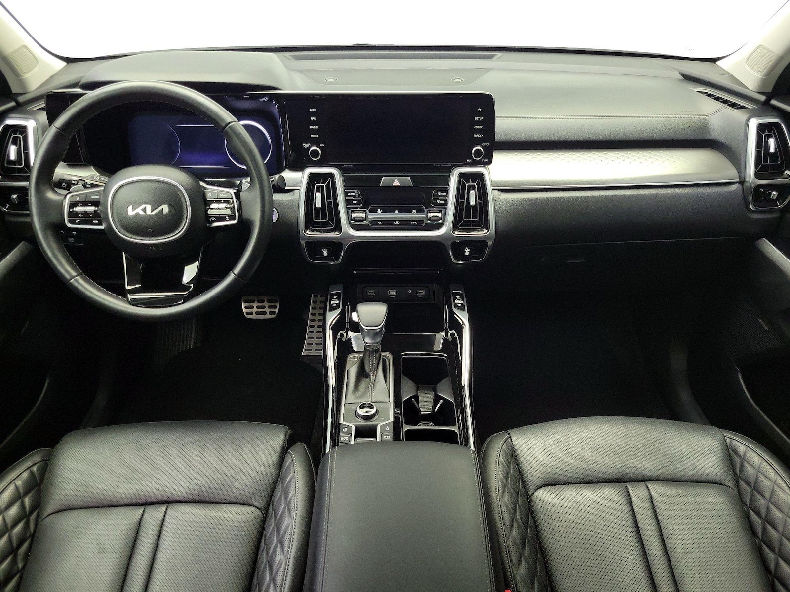 Apple CarPlay® & Android Auto™
