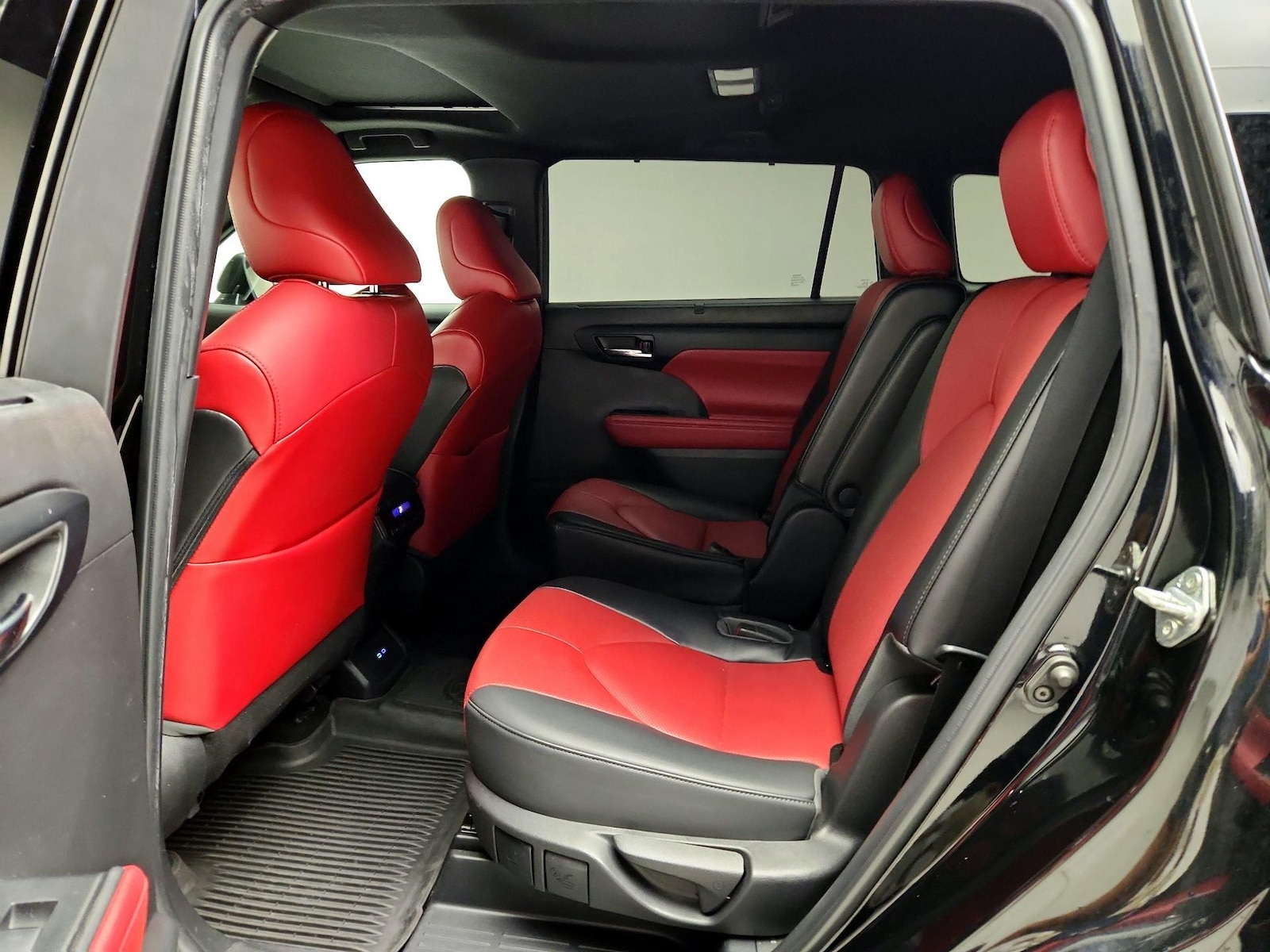 2022 Toyota Highlander XSE - Photo 22